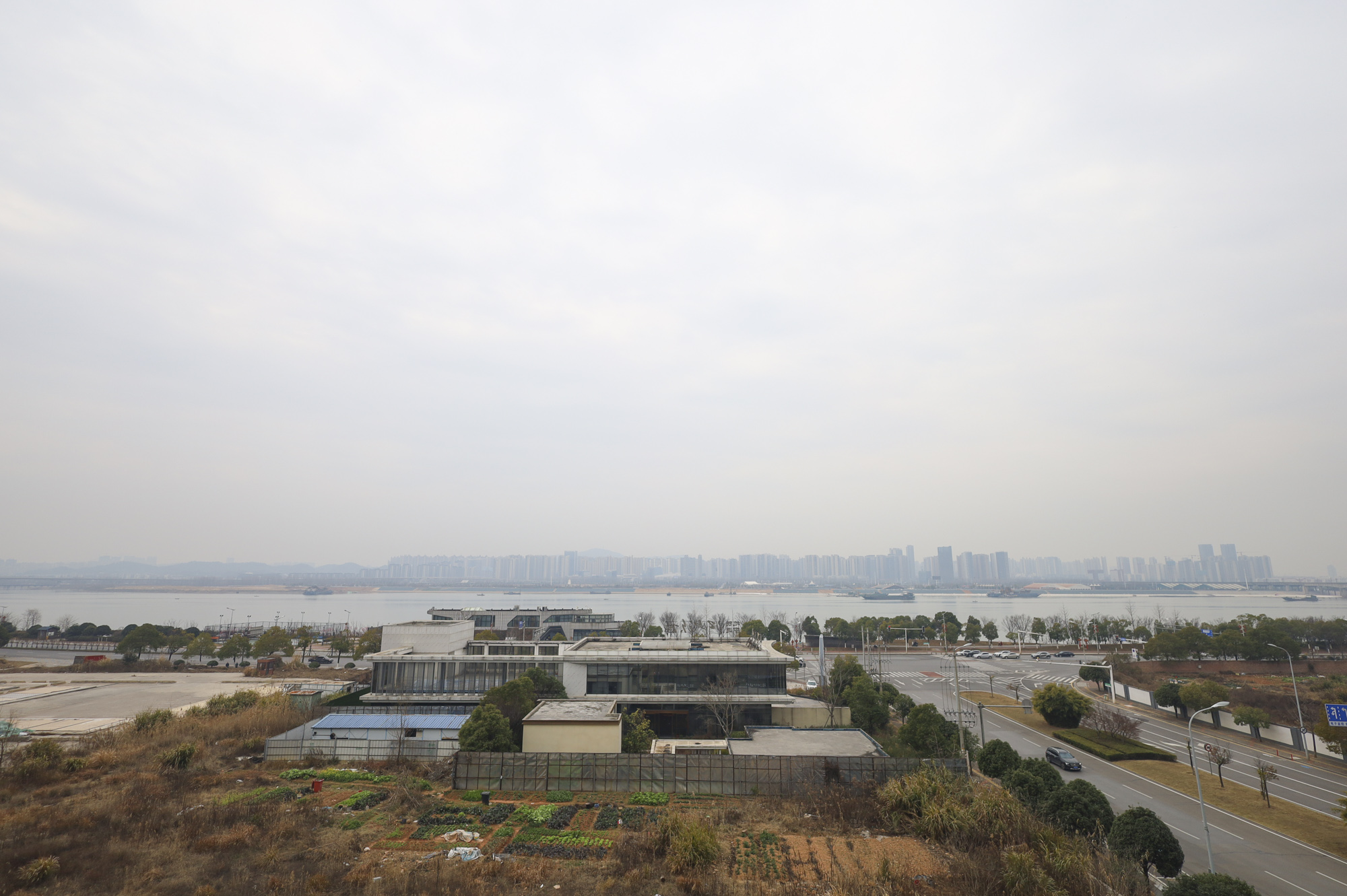 地铁中建江山玖樾  5室1厅3卫   330.00万其他