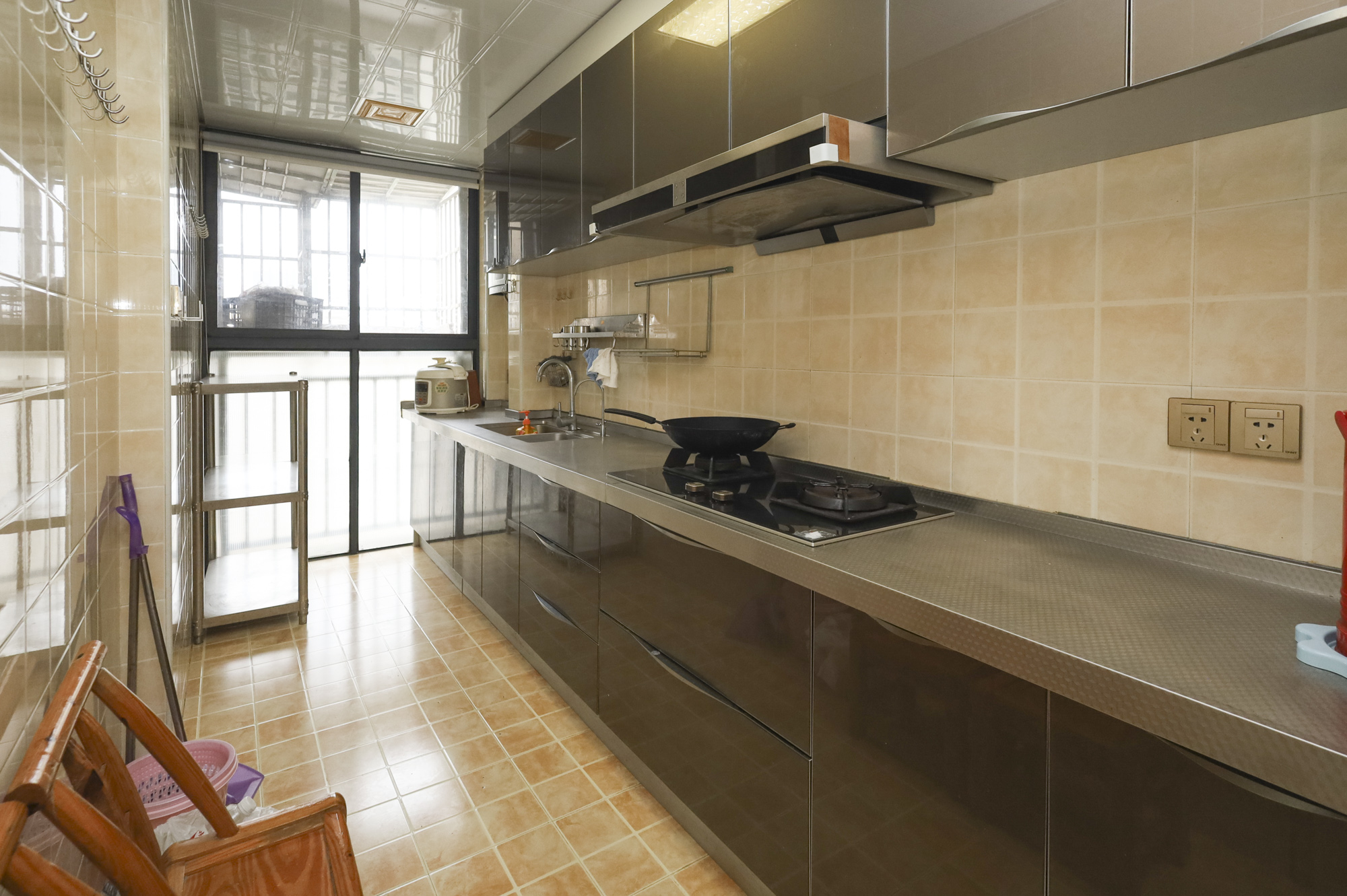 秀峰景园(领秀峰) 1室2厅1卫 80.0万 秀峰景园(领秀峰) 1室2厅1卫 80.0万厨房