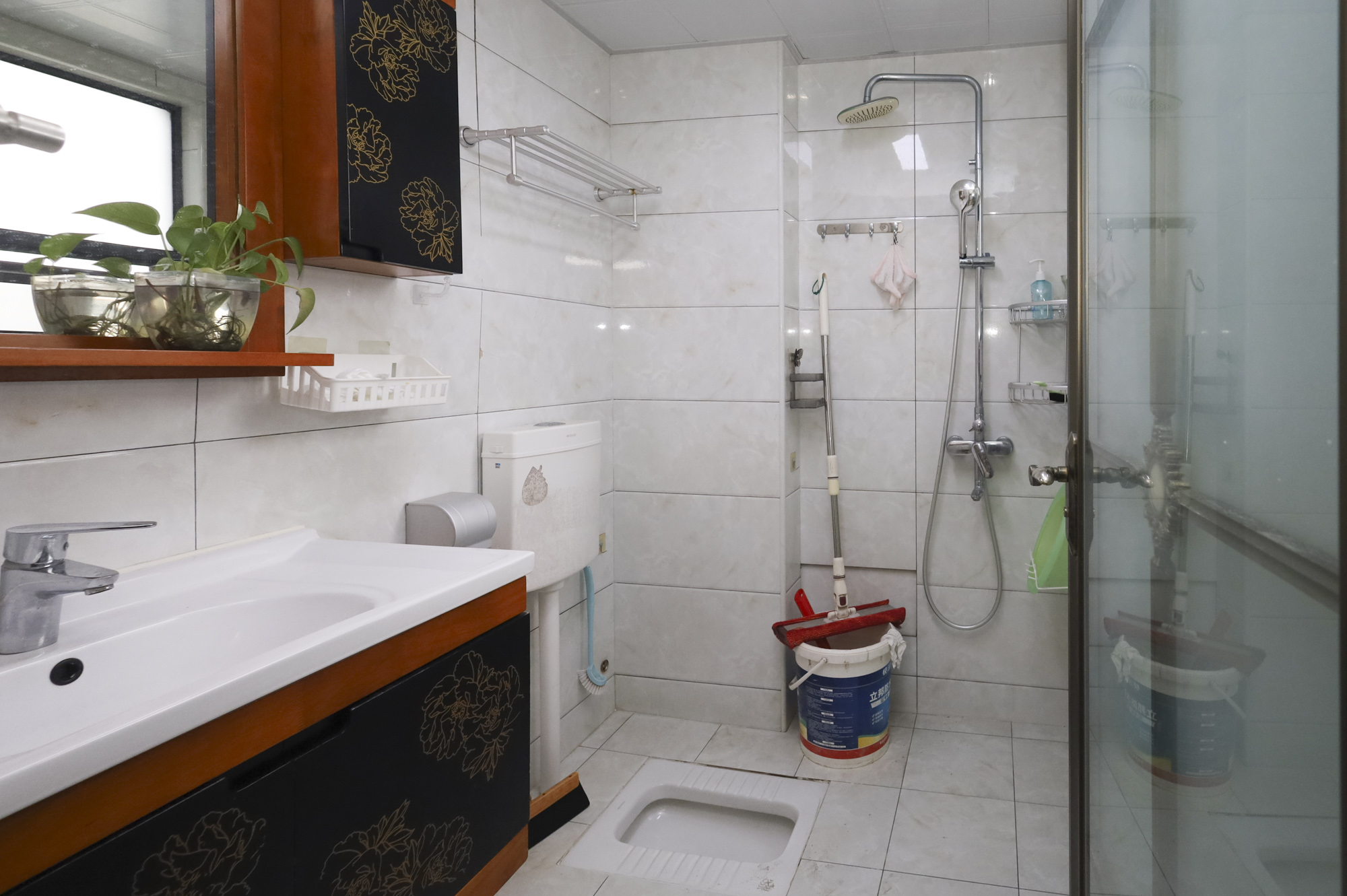 秀峰景园(领秀峰) 1室2厅1卫 80.0万 秀峰景园(领秀峰) 1室2厅1卫 80.0万卫生间