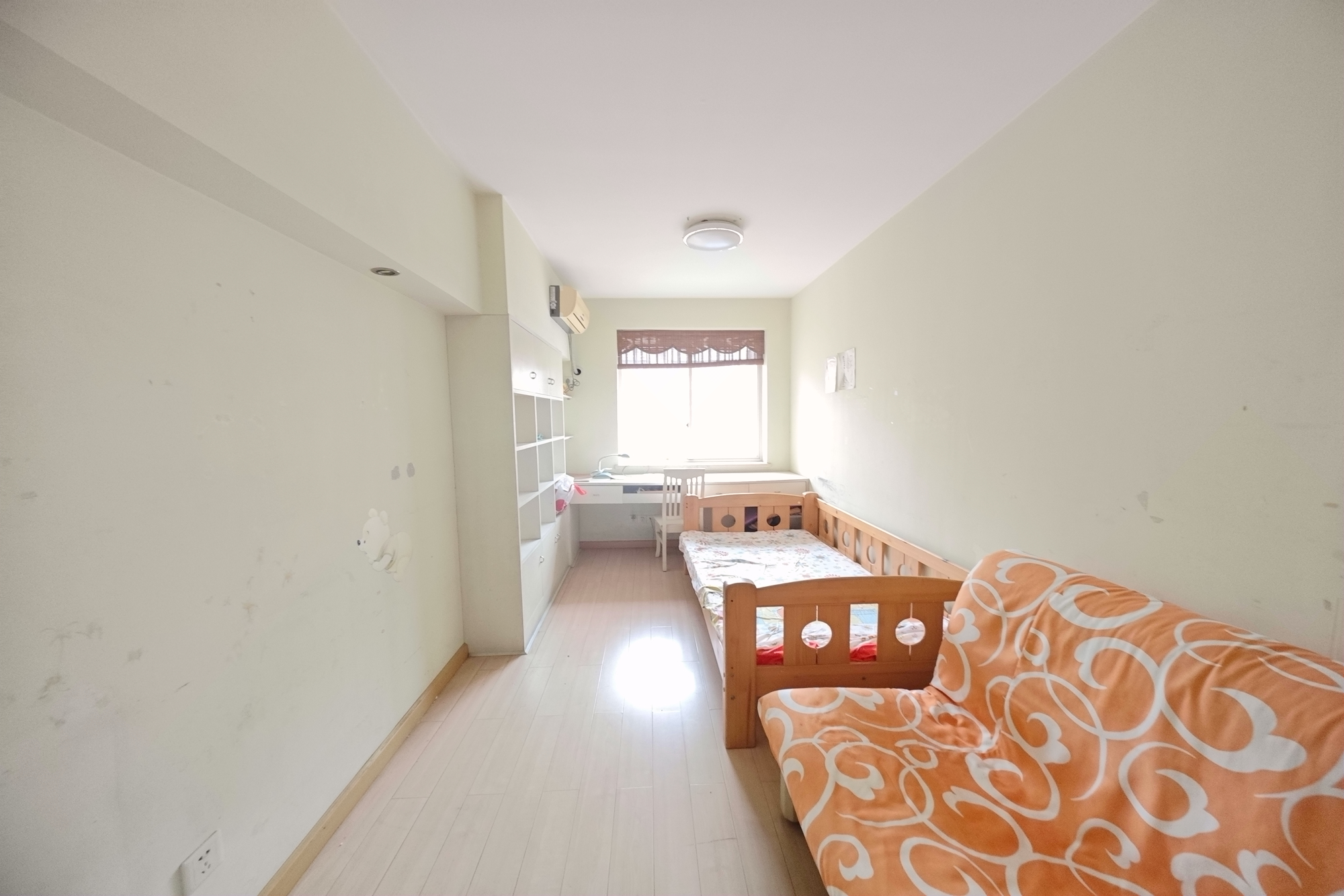 福乐康城  3室2厅2卫    92.0万 福乐康城  3室2厅2卫    92.0万卧室