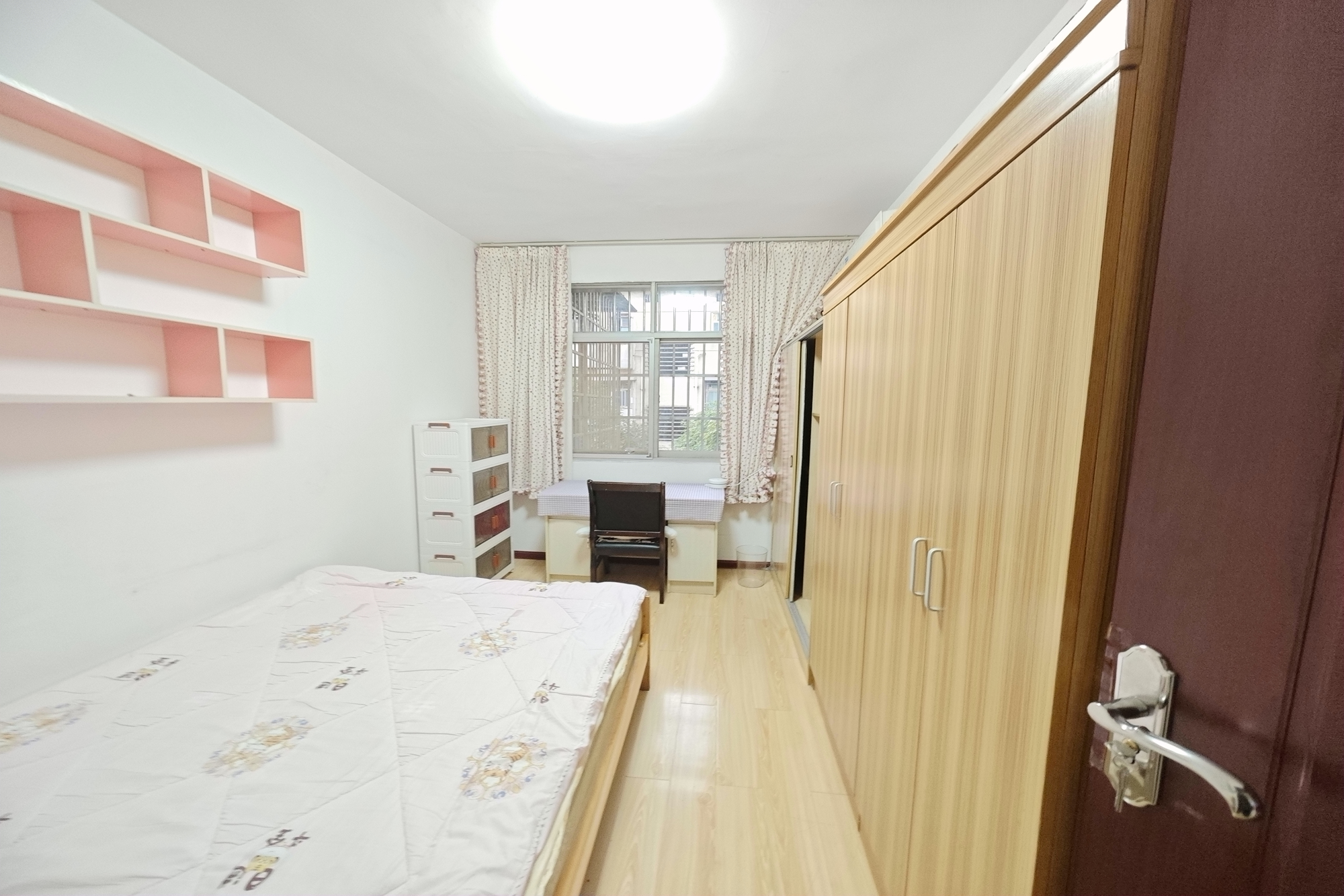 妹子山社区（曙光社区）  2室1厅1卫   37.80万卧室
