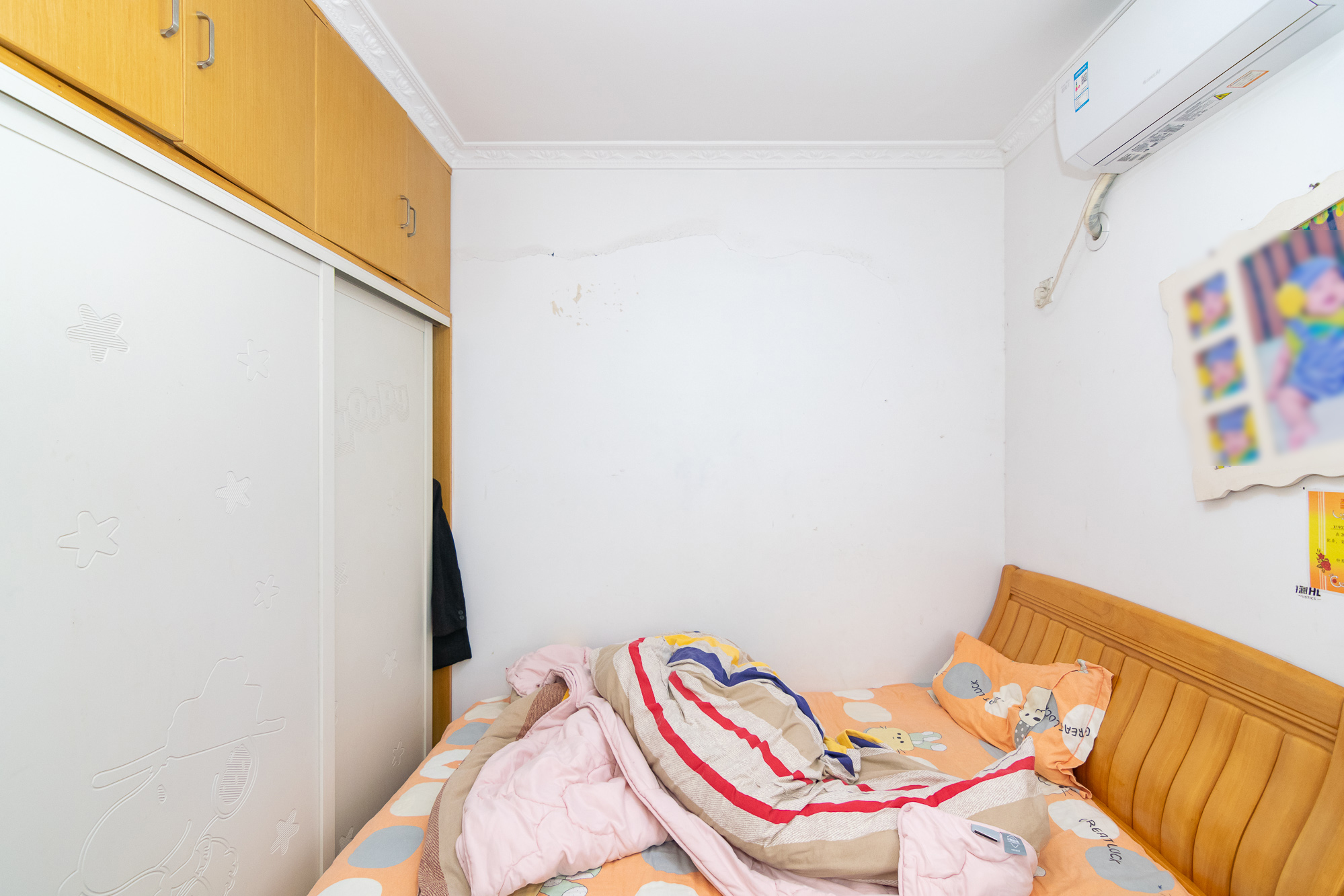 湘峰广场  1室2厅1卫    40.0万卧室