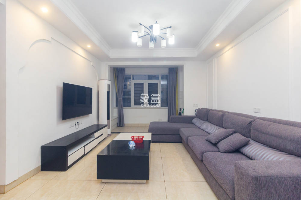 芙蓉万国城MOMA（卓越汇富苑）  4室2厅2卫    116.0万