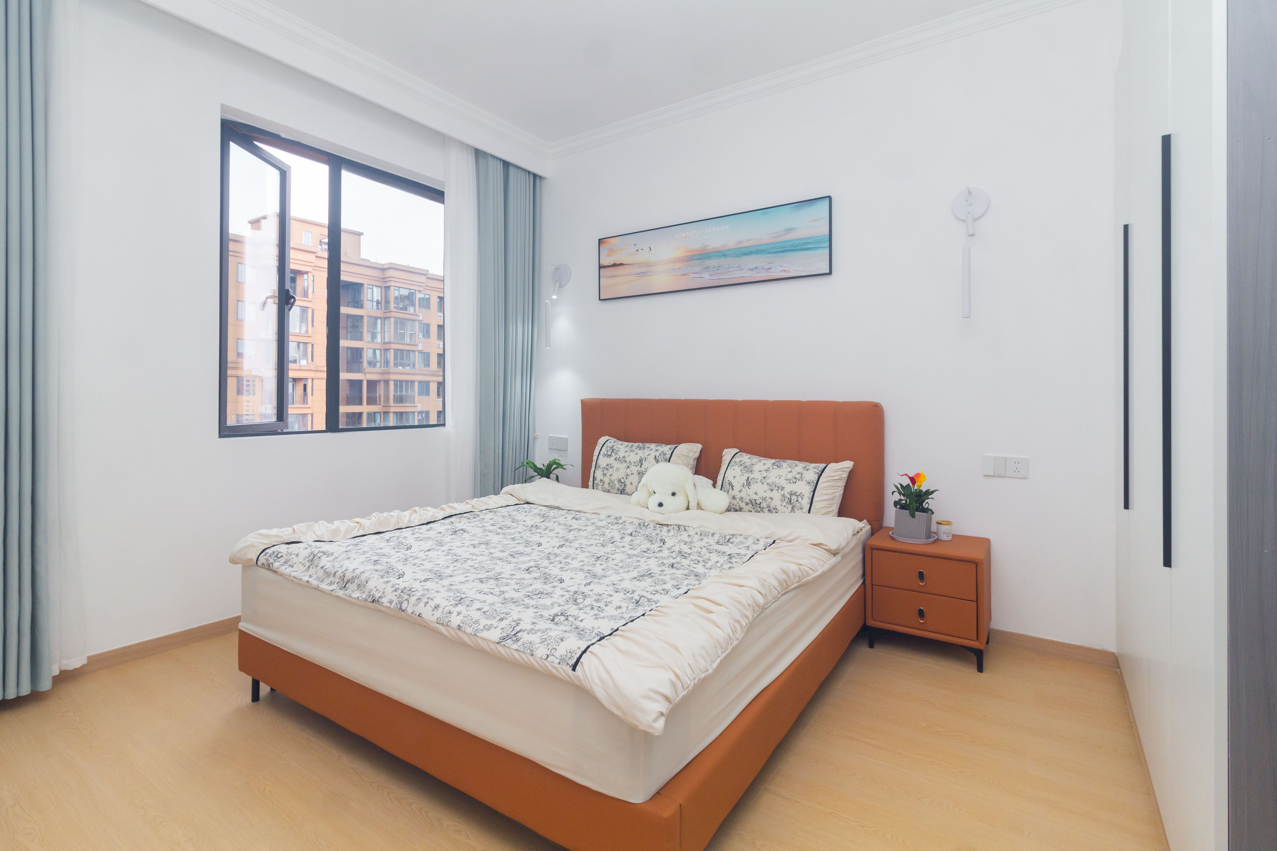 紫华郡 4室2厅2卫 71.8万 紫华郡 4室2厅2卫 71.8万卧室