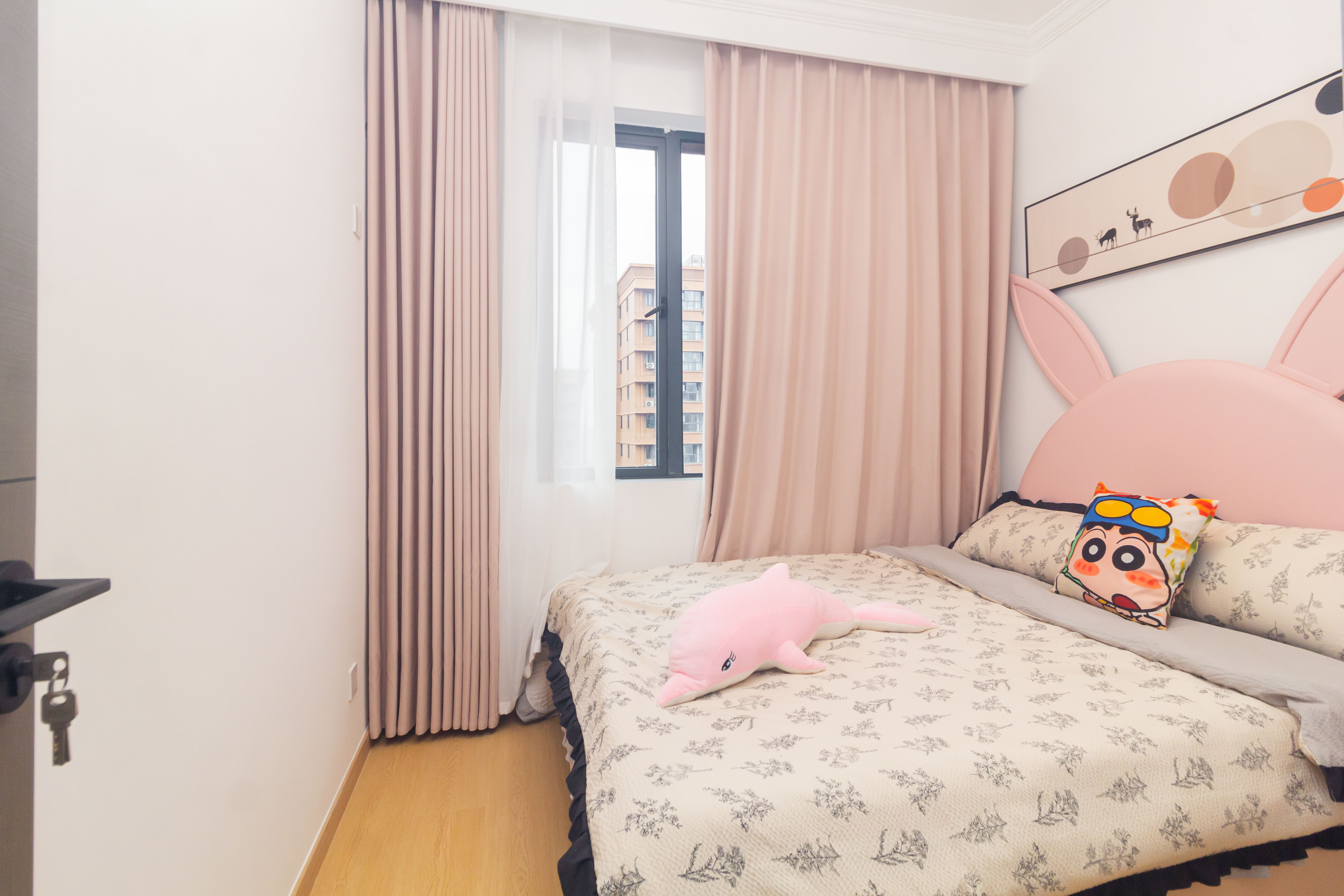 紫华郡 4室2厅2卫 71.8万 紫华郡 4室2厅2卫 71.8万卧室