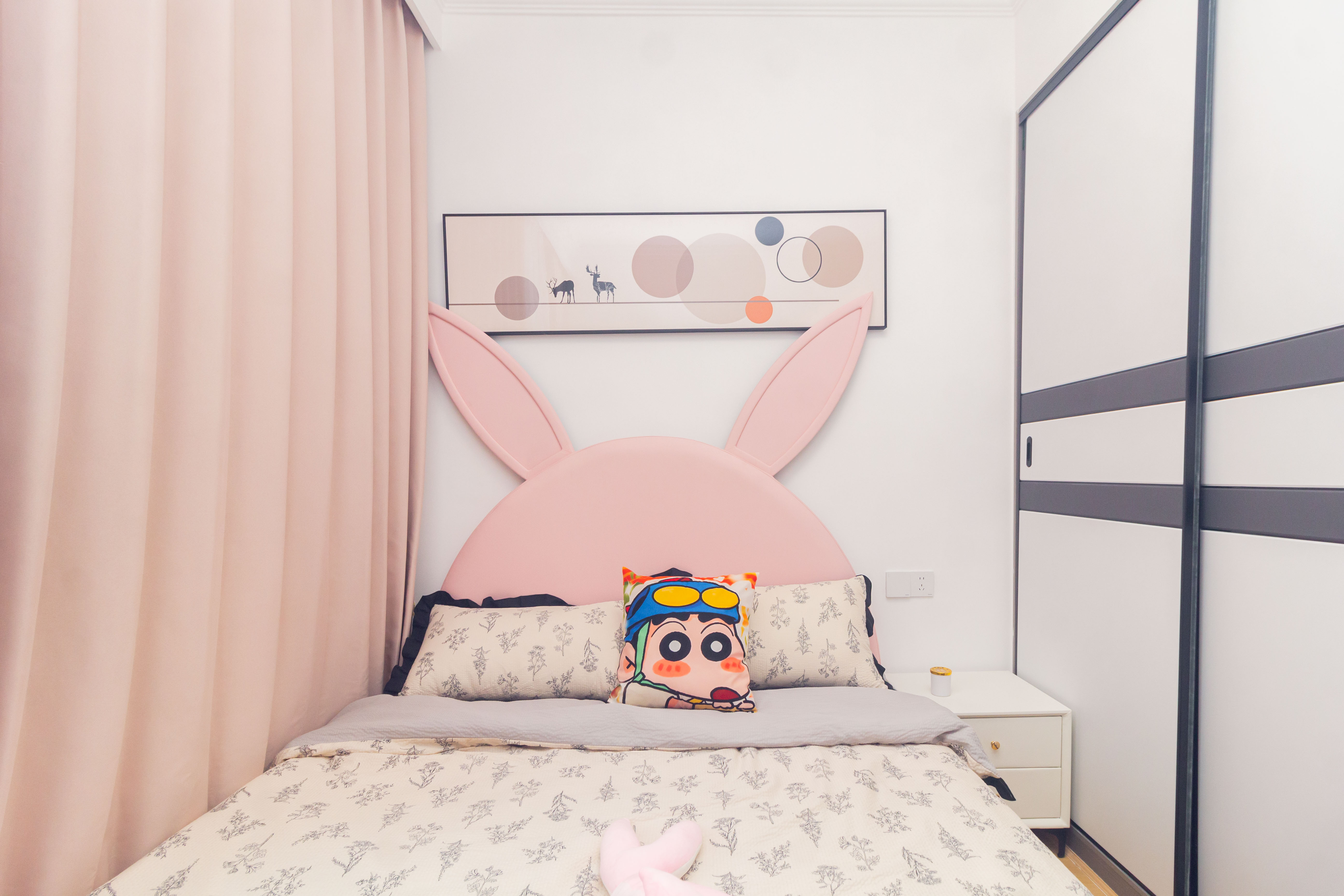 紫华郡 4室2厅2卫 71.8万 紫华郡 4室2厅2卫 71.8万卧室