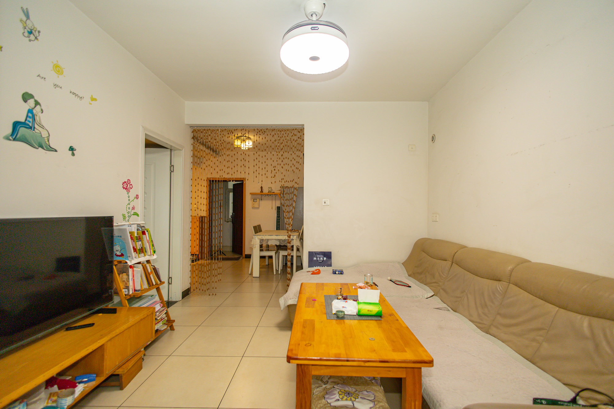 鹏基诺亚山林 2室2厅1卫 52.8万 鹏基诺亚山林 2室2厅1卫 52.8万客厅