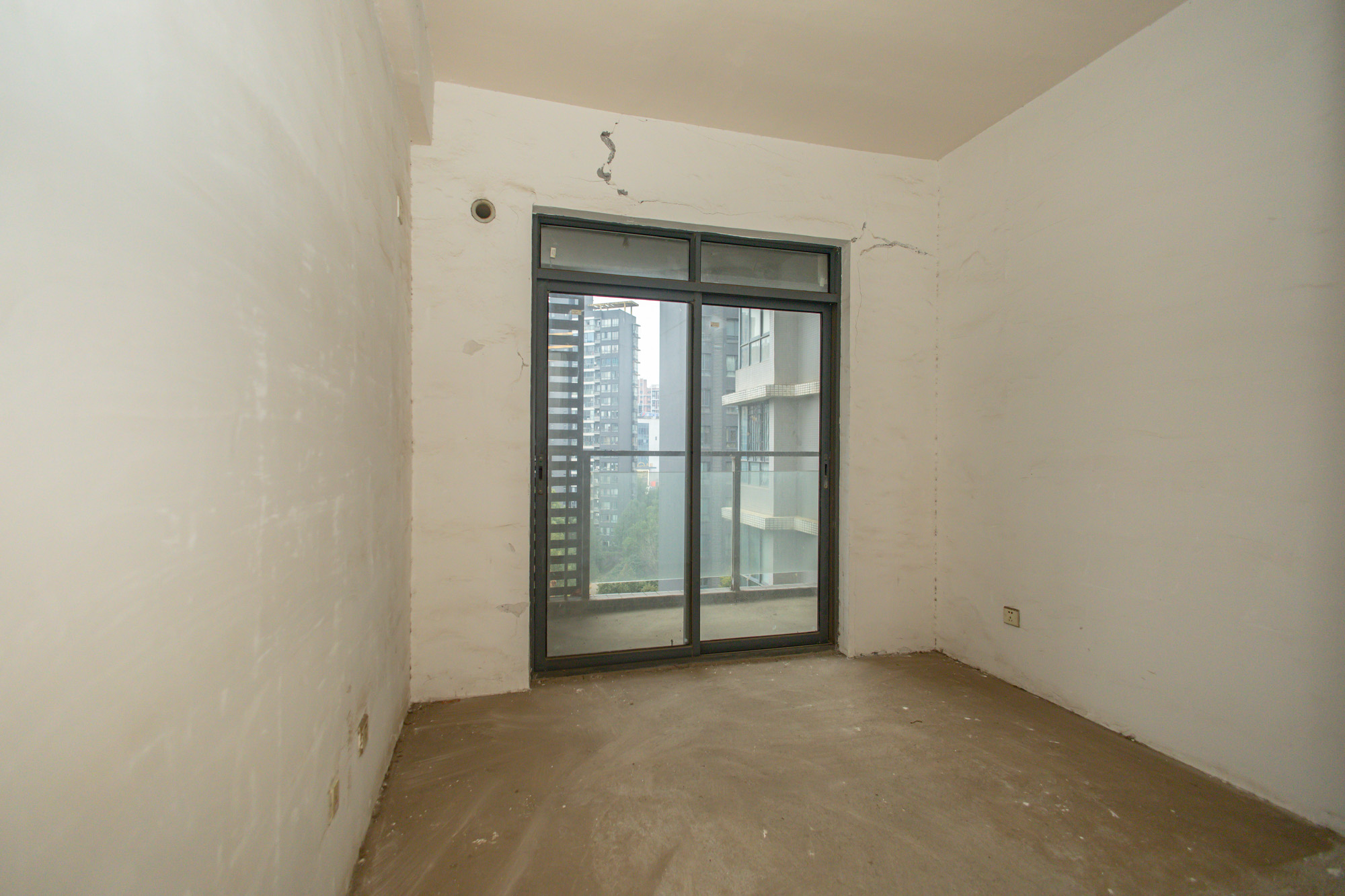 恒基凯旋门一二期 3室2厅2卫 125.0万 恒基凯旋门一二期 3室2厅2卫 125.0万卧室