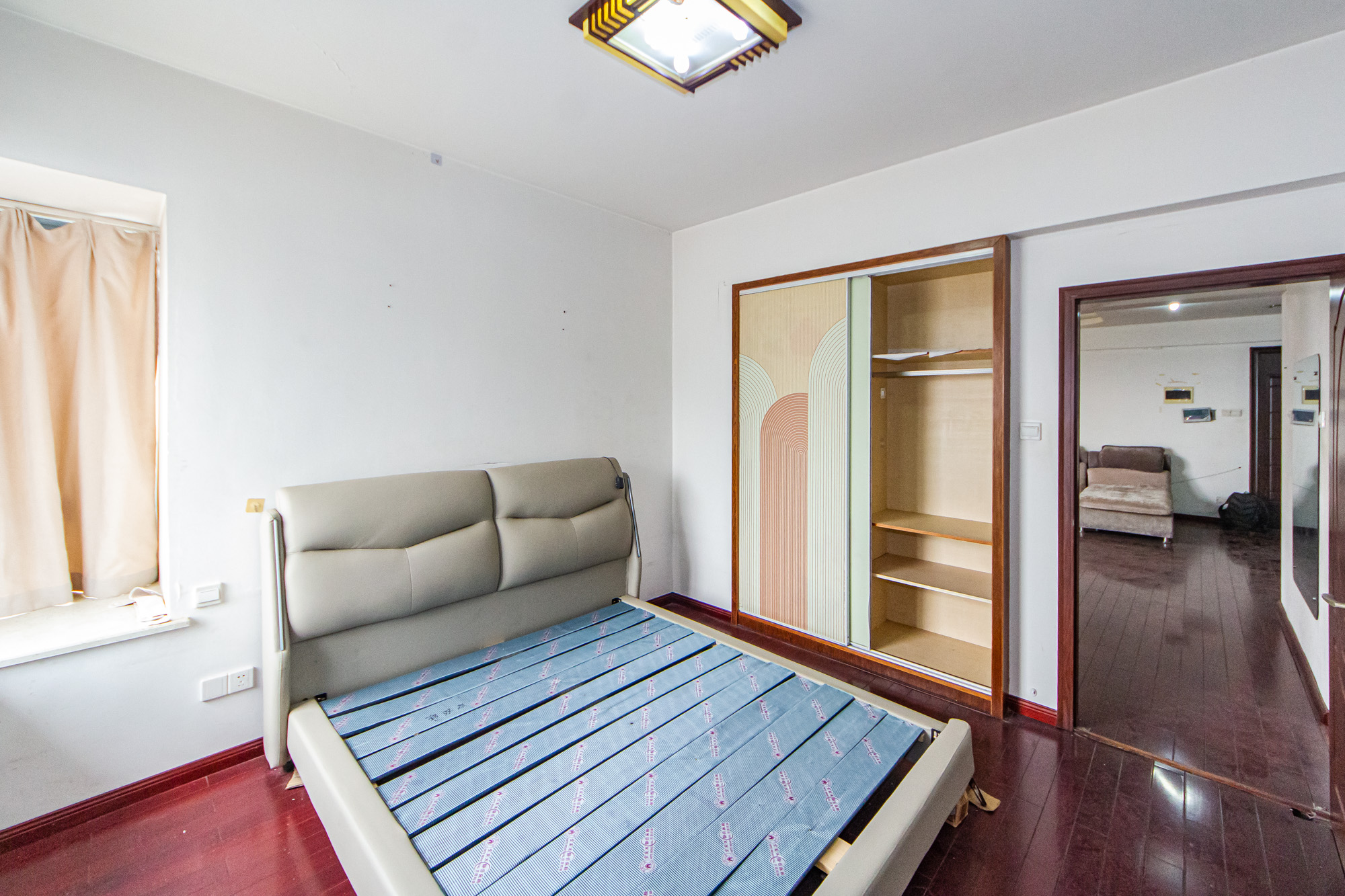 滨江君悦香邸 2室2厅1卫 73.0万 滨江君悦香邸 2室2厅1卫 73.0万卧室