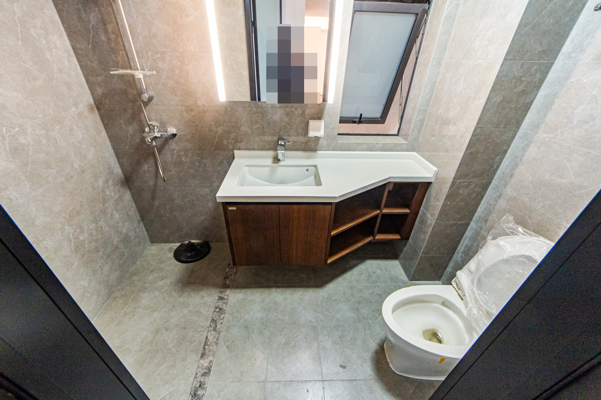 北辰瀚江府 4室2厅2卫 240.0万 北辰瀚江府 4室2厅2卫 240.0万卫生间