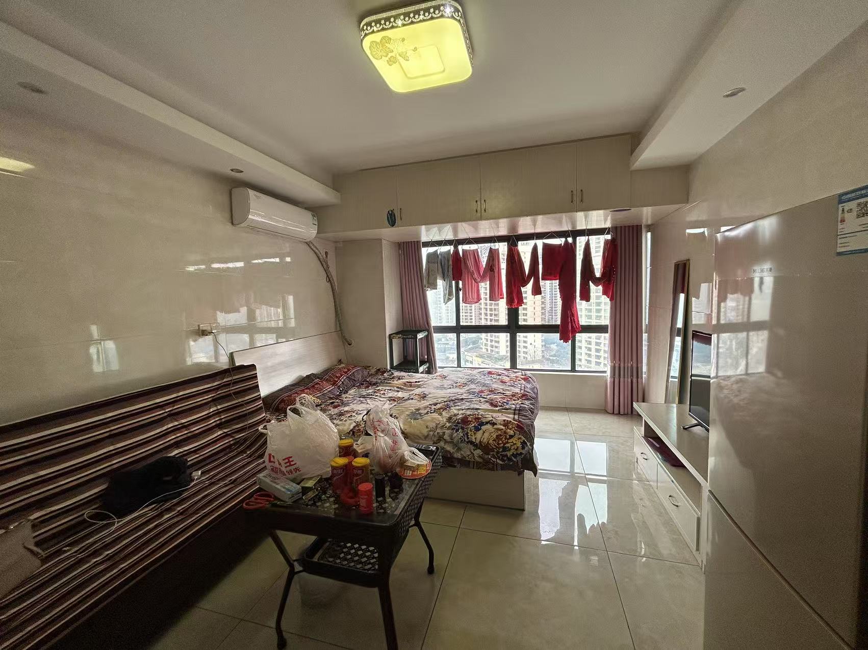 美的城三期  1室1厅1卫    18.0万 美的城三期  1室1厅1卫    18.0万