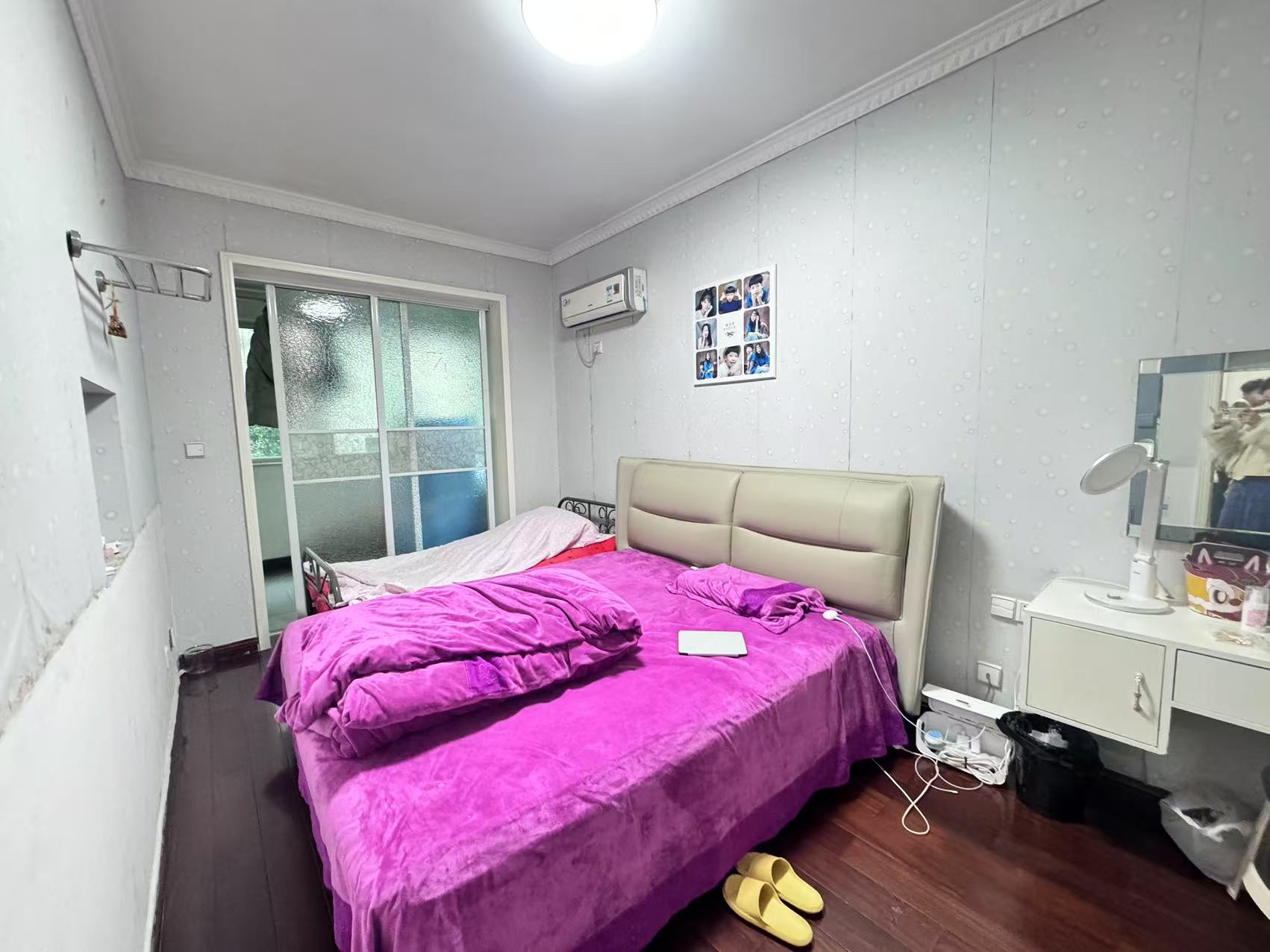 四季花园  4室2厅2卫    68.0万 四季花园  4室2厅2卫    68.0万室内图