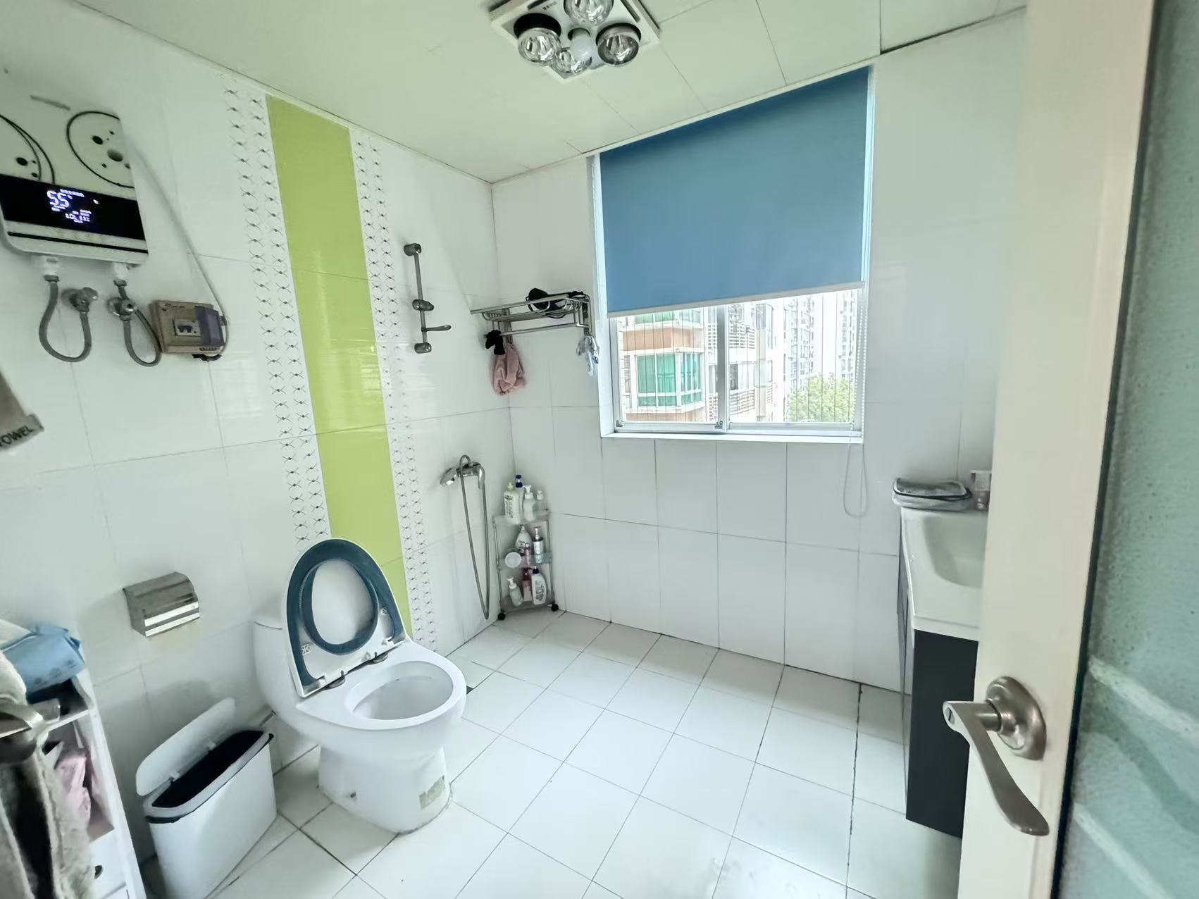 四季花园  4室2厅2卫    68.0万 四季花园  4室2厅2卫    68.0万室内图