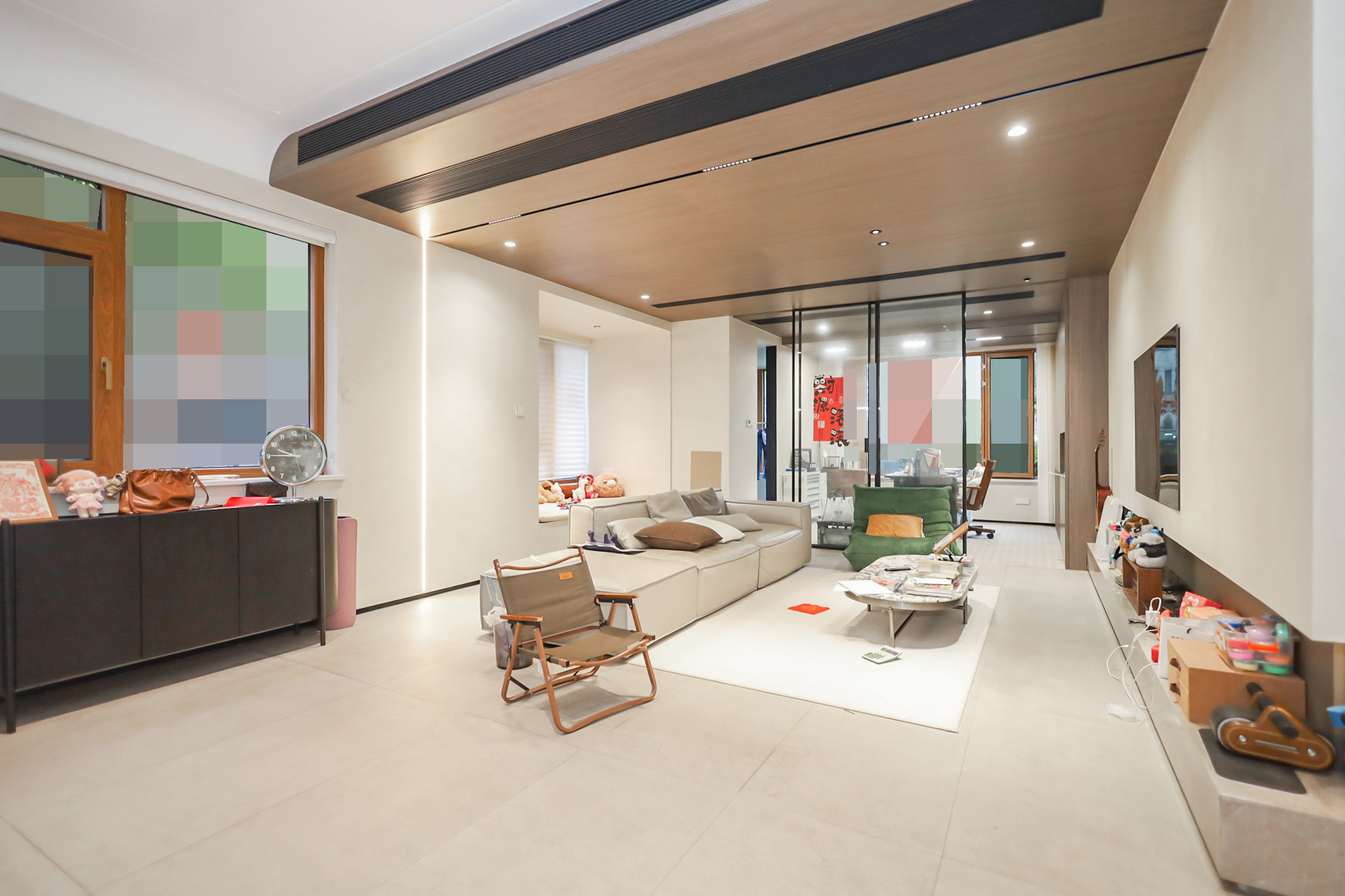 绿地湖湘中心  3室2厅2卫    370.0万 绿地湖湘中心  3室2厅2卫    370.0万客厅