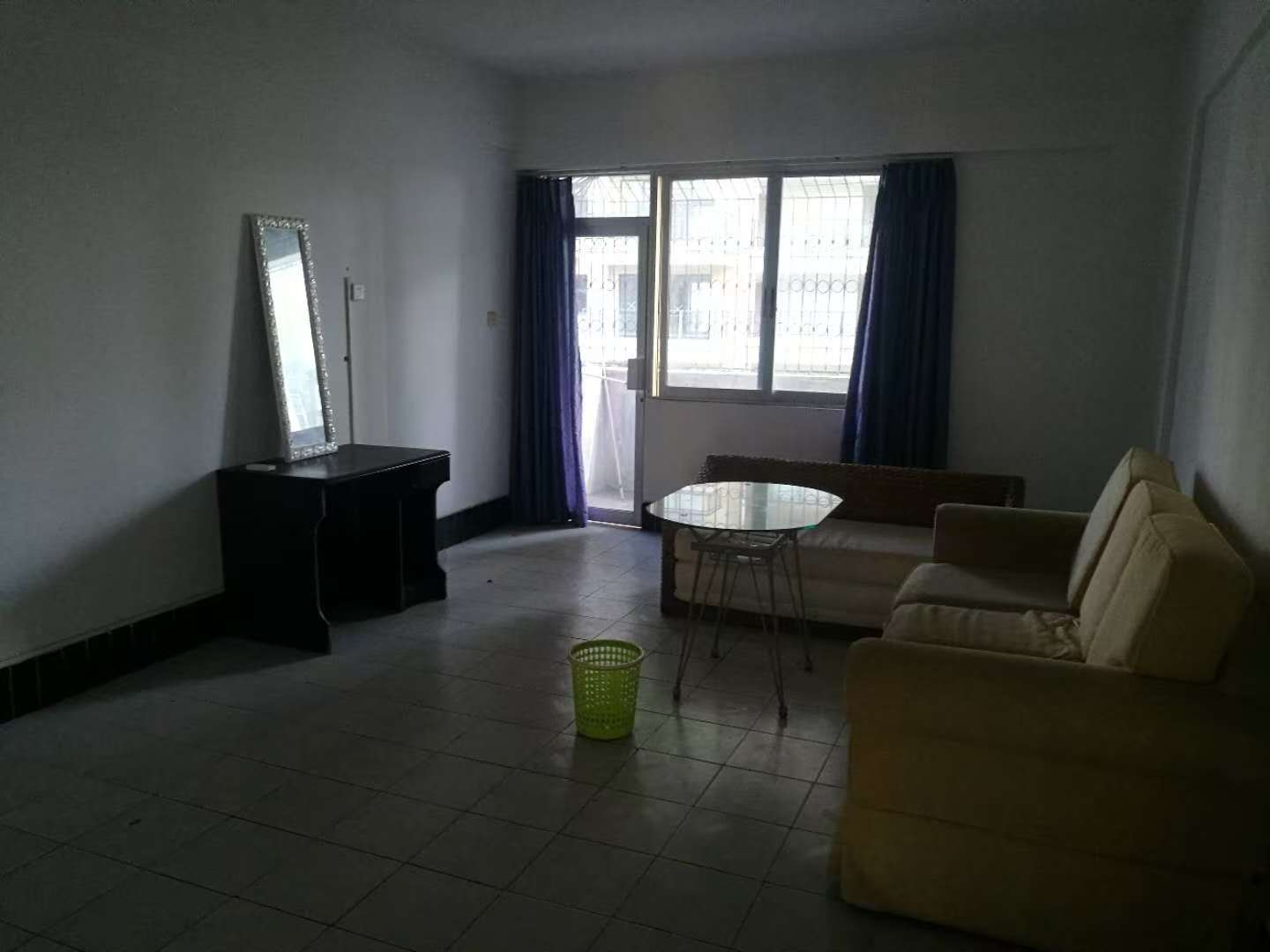 安全局宿舍  2室2厅1卫    90.0万 安全局宿舍  2室2厅1卫    90.0万室内图