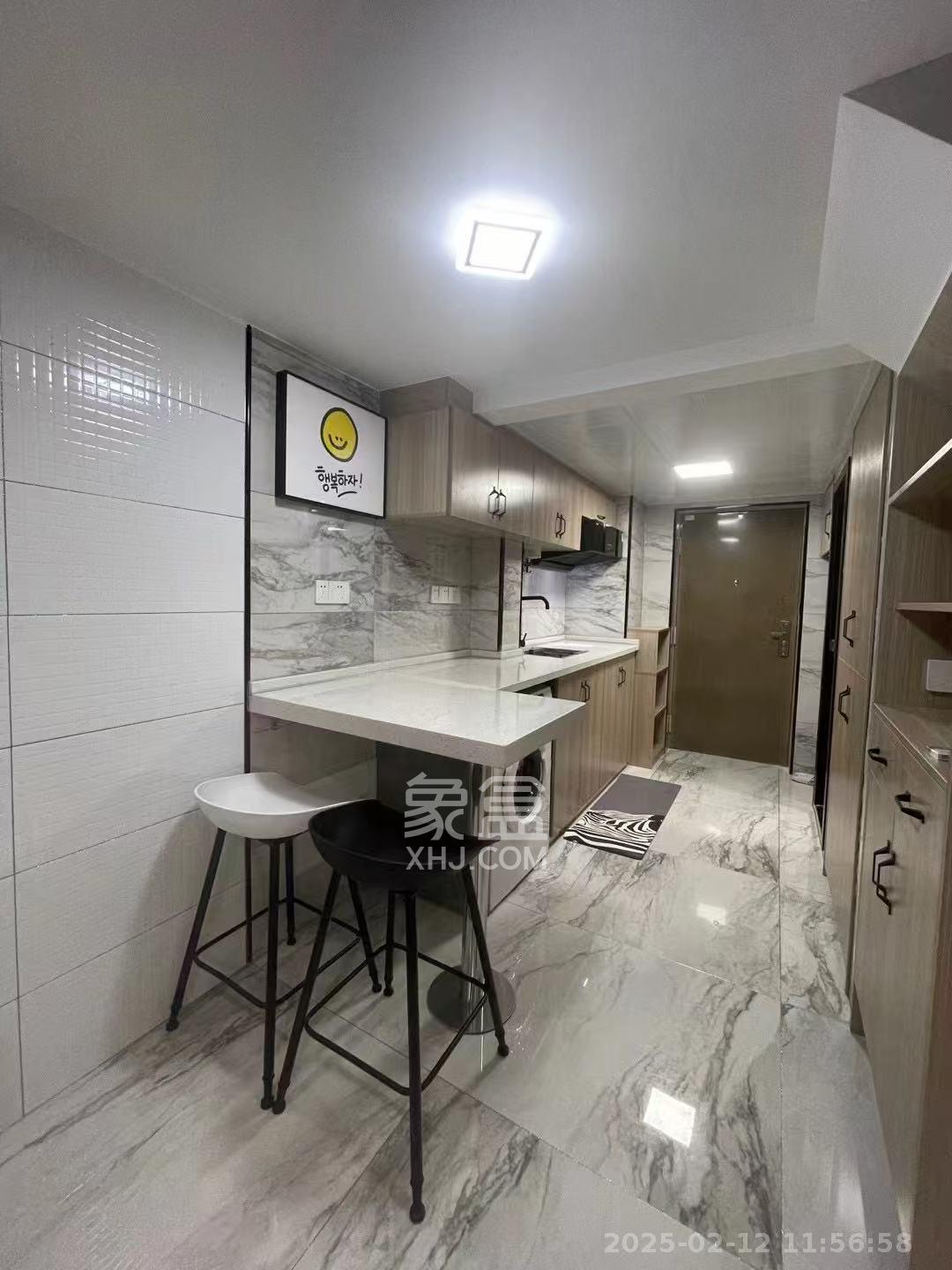 荣盛花语书苑 2室1厅1卫 2600.0元/月 荣盛花语书苑 2室1厅1卫 2600.0元/月室内图