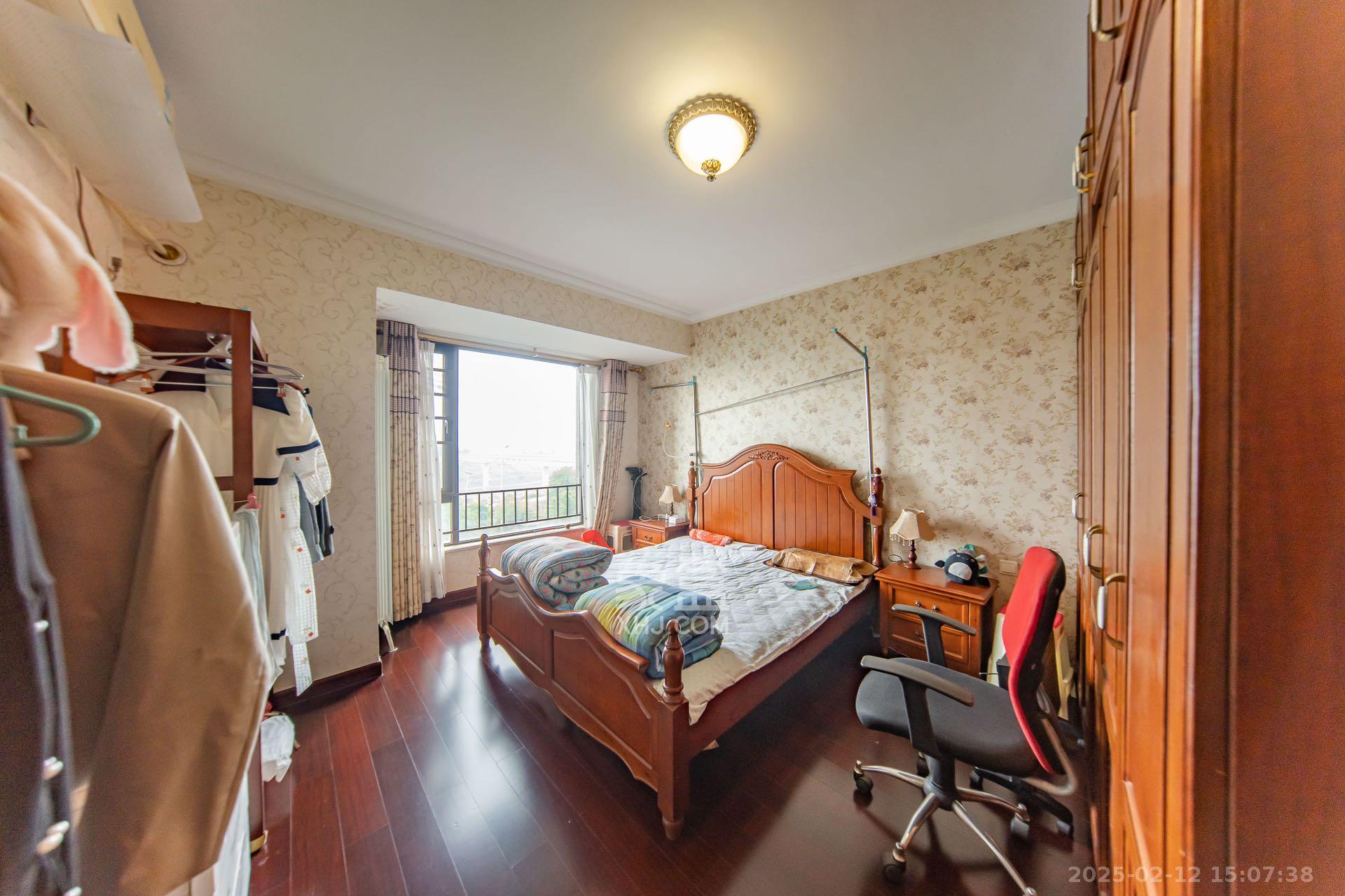 中海国际一期  4室2厅2卫    3000.0元/月 中海国际一期  4室2厅2卫    3000.0元/月室内图