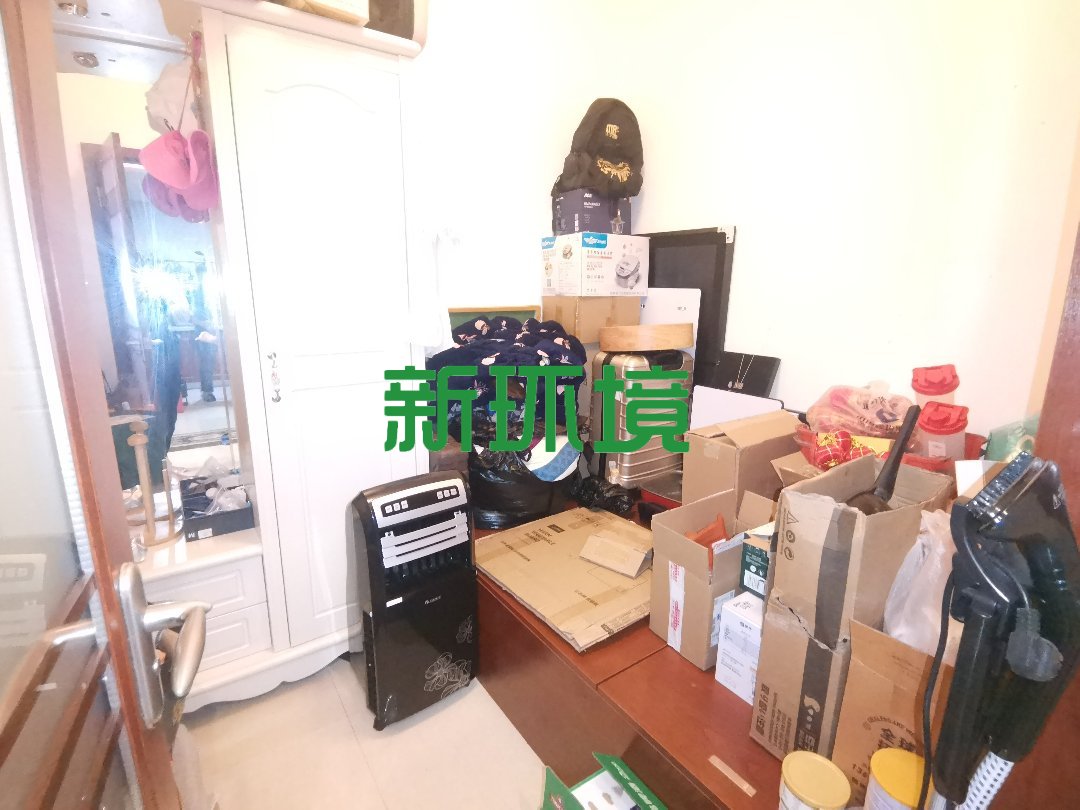 森怡佳苑  3室2厅1卫   54.80万客厅