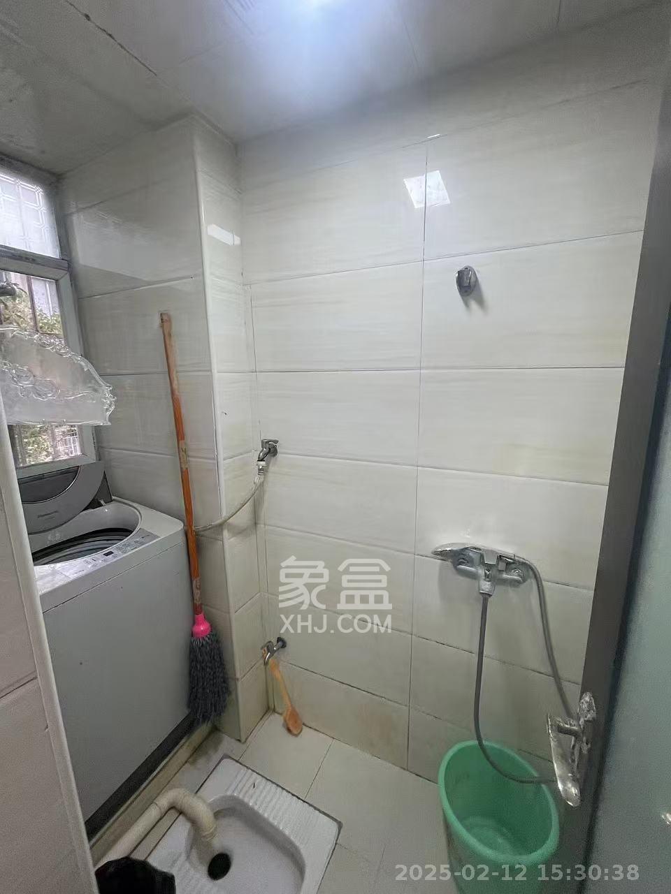 向韶村 2室1厅1卫 1900.0元/月 向韶村 2室1厅1卫 1900.0元/月室内图