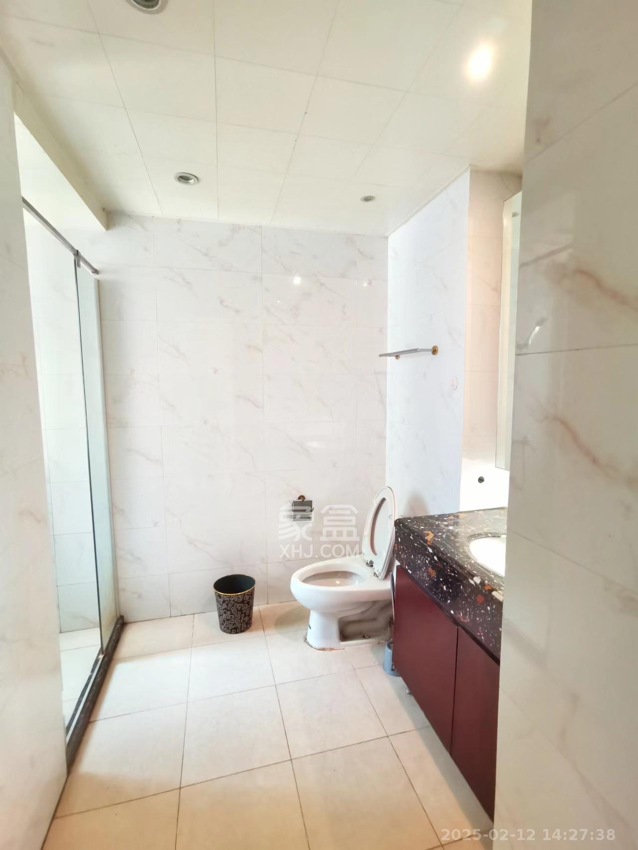 恒大江湾 2室1厅1卫 1700.0元/月 恒大江湾 2室1厅1卫 1700.0元/月室内图