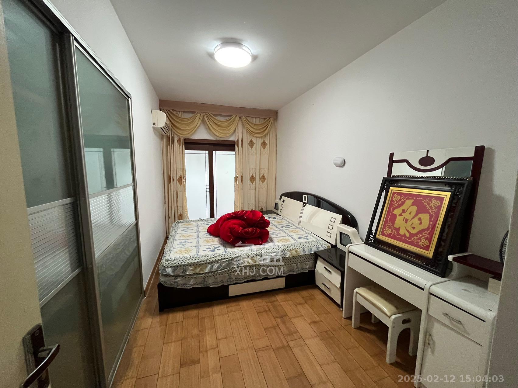 美林景园 4室2厅2卫 2700.0元/月 美林景园 4室2厅2卫 2700.0元/月室内图