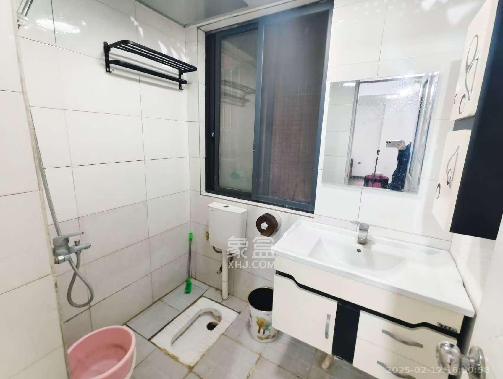 优山美地 2室1厅1卫 2000.0元/月 优山美地 2室1厅1卫 2000.0元/月室内图