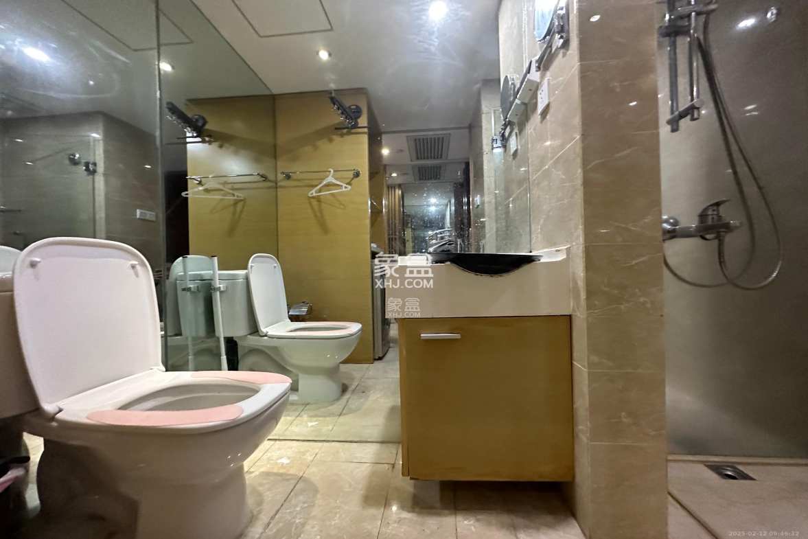 泊富公寓(泊富国际广场)  1室0厅1卫    1800.0元/月 泊富公寓(泊富国际广场)  1室0厅1卫    1800.0元/月室内图