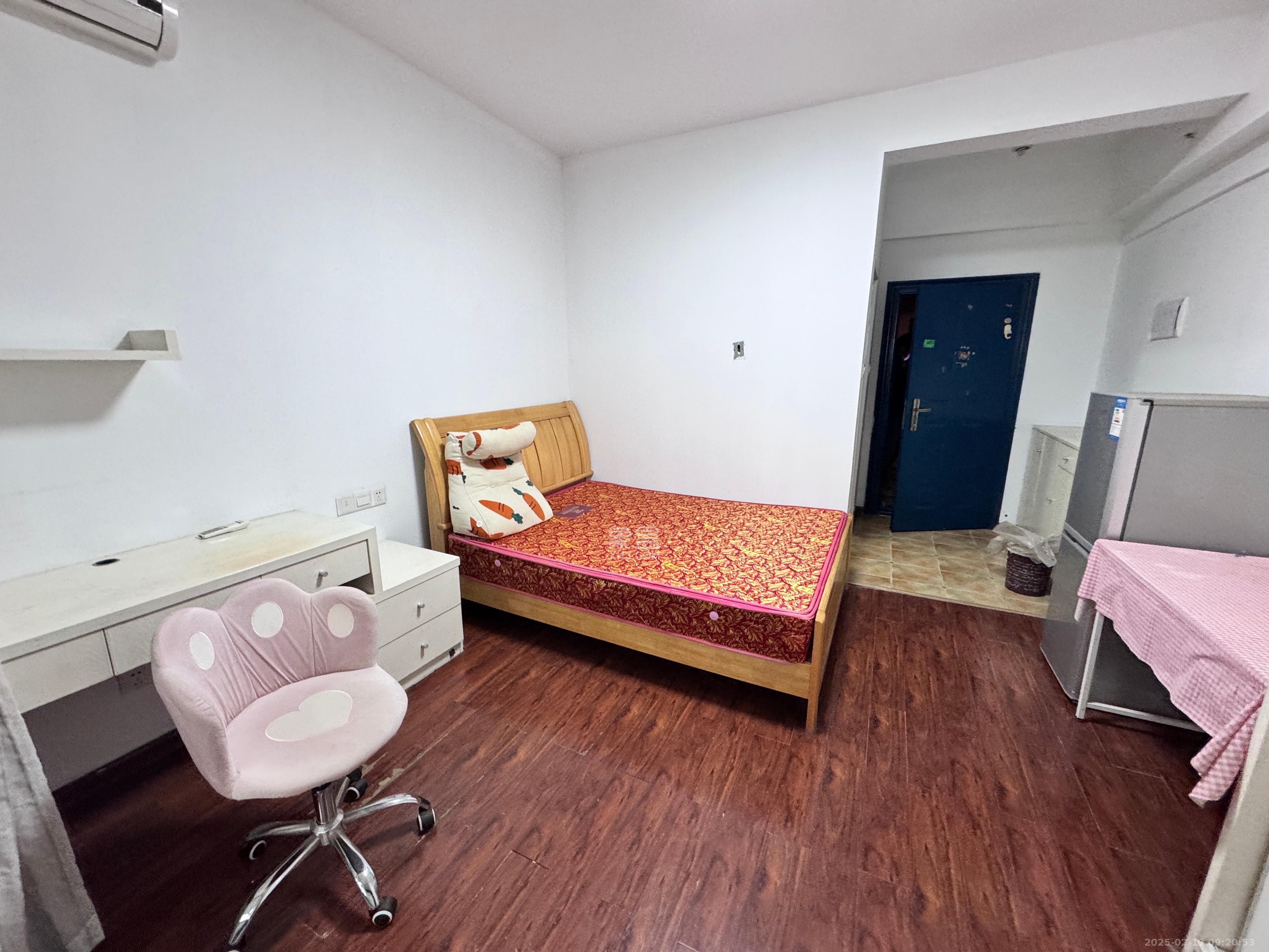 尚都花园城 1室1厅1卫 1100.0元/月 尚都花园城 1室1厅1卫 1100.0元/月室内图