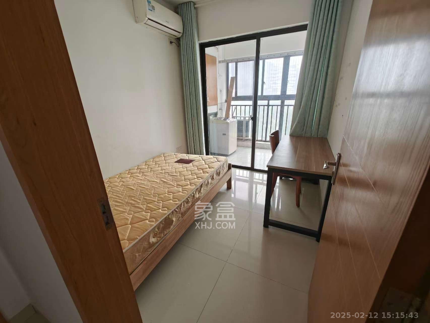 旭辉御府  1室1厅1卫    2200.0元/月 旭辉御府  1室1厅1卫    2200.0元/月户型图