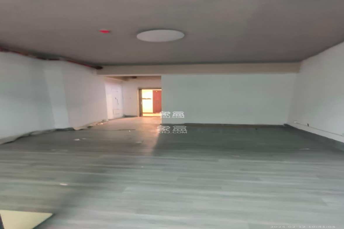 中建嘉和城  1室1厅1卫    1600.0元/月 中建嘉和城  1室1厅1卫    1600.0元/月室内图