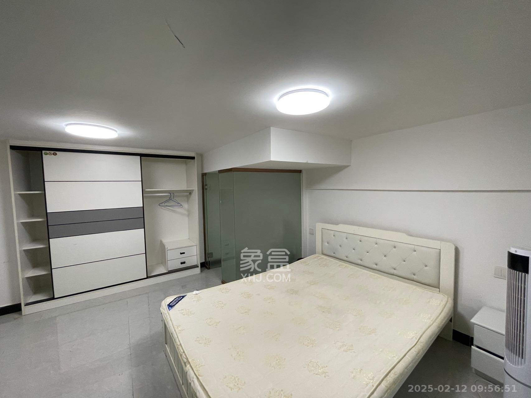 荣盛花语书苑  2室0厅0卫   2200.00元/月室内图