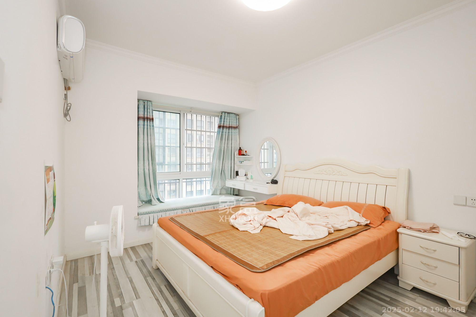 坪山家园  3室2厅2卫    1000.0元/月 坪山家园  3室2厅2卫    1000.0元/月室内图