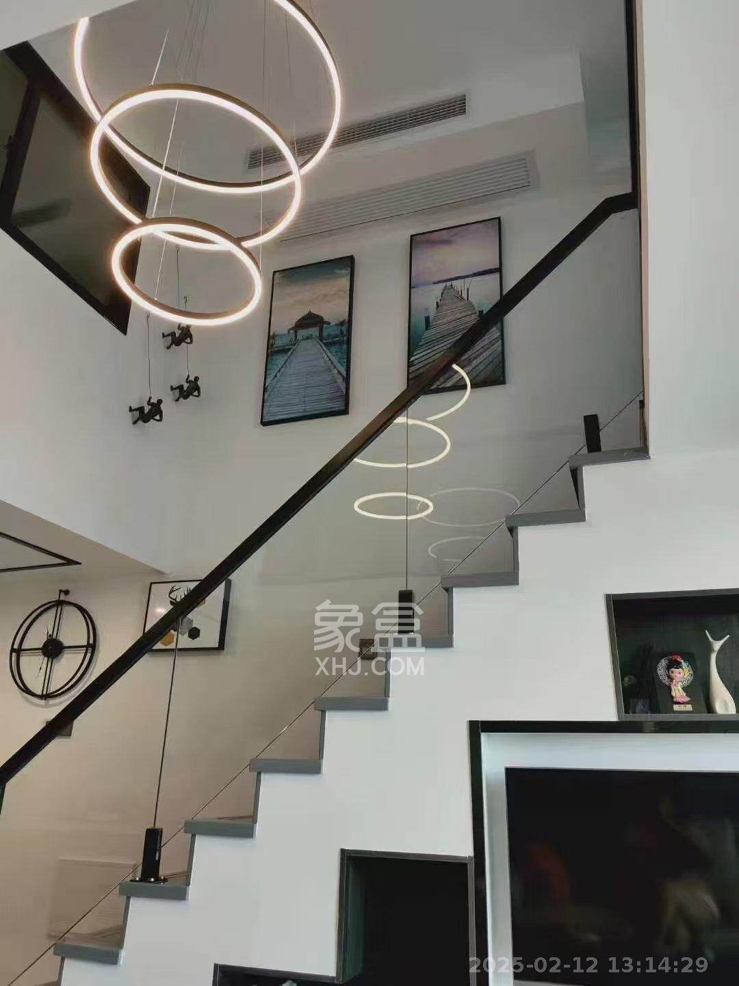 芙蓉万国城MOMA(卓越汇富苑) 1室1厅1卫 2000.0元/月 芙蓉万国城MOMA(卓越汇富苑) 1室1厅1卫 2000.0元/月室内图