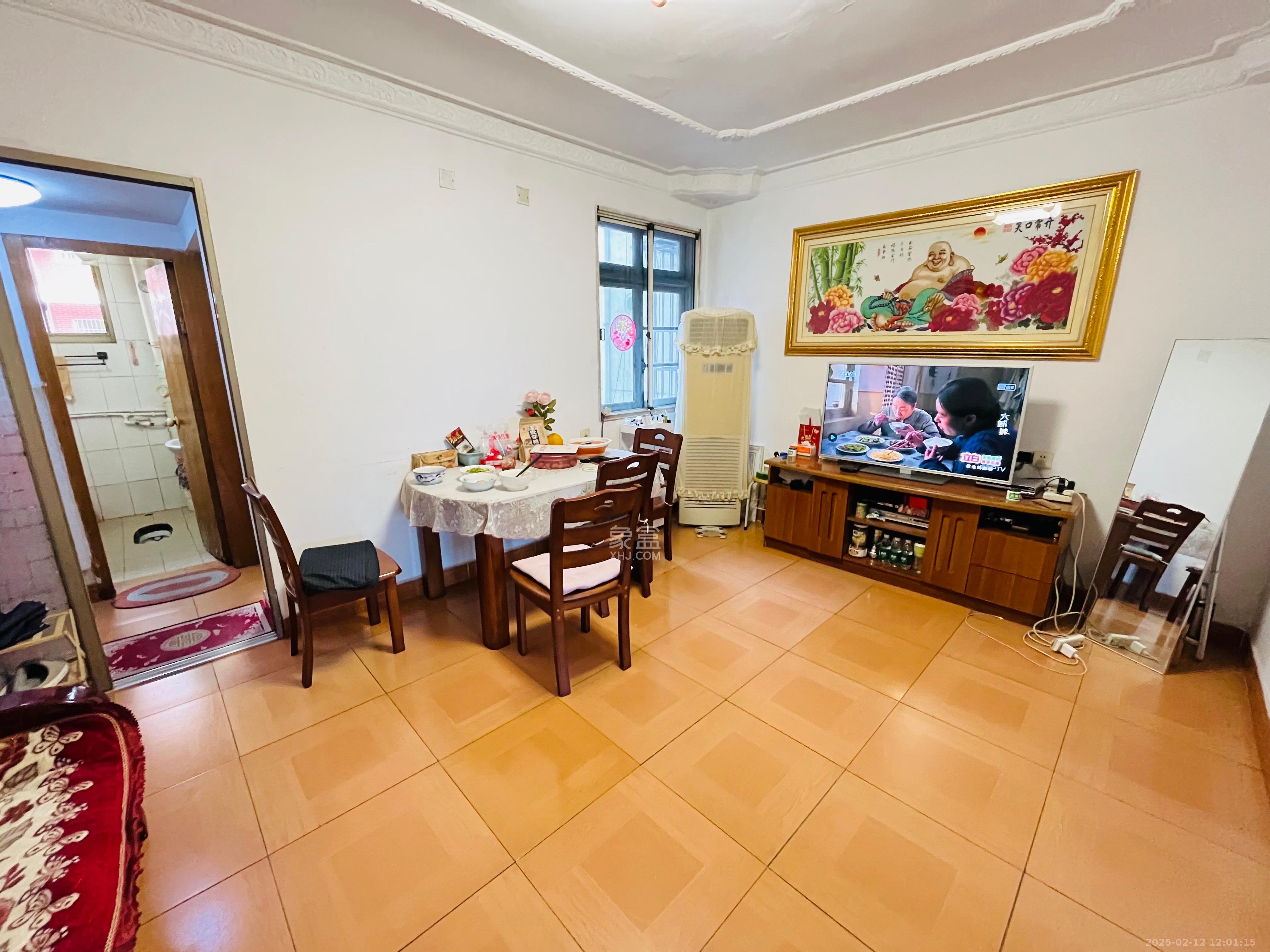 寸木塘 2室1厅1卫 22.8万 寸木塘 2室1厅1卫 22.8万客厅