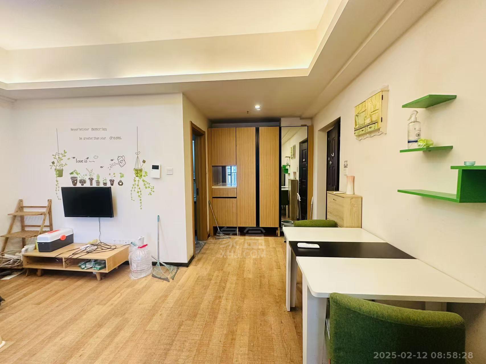 中泰财富湘江 1室1厅1卫 1300.0元/月 中泰财富湘江 1室1厅1卫 1300.0元/月室内图