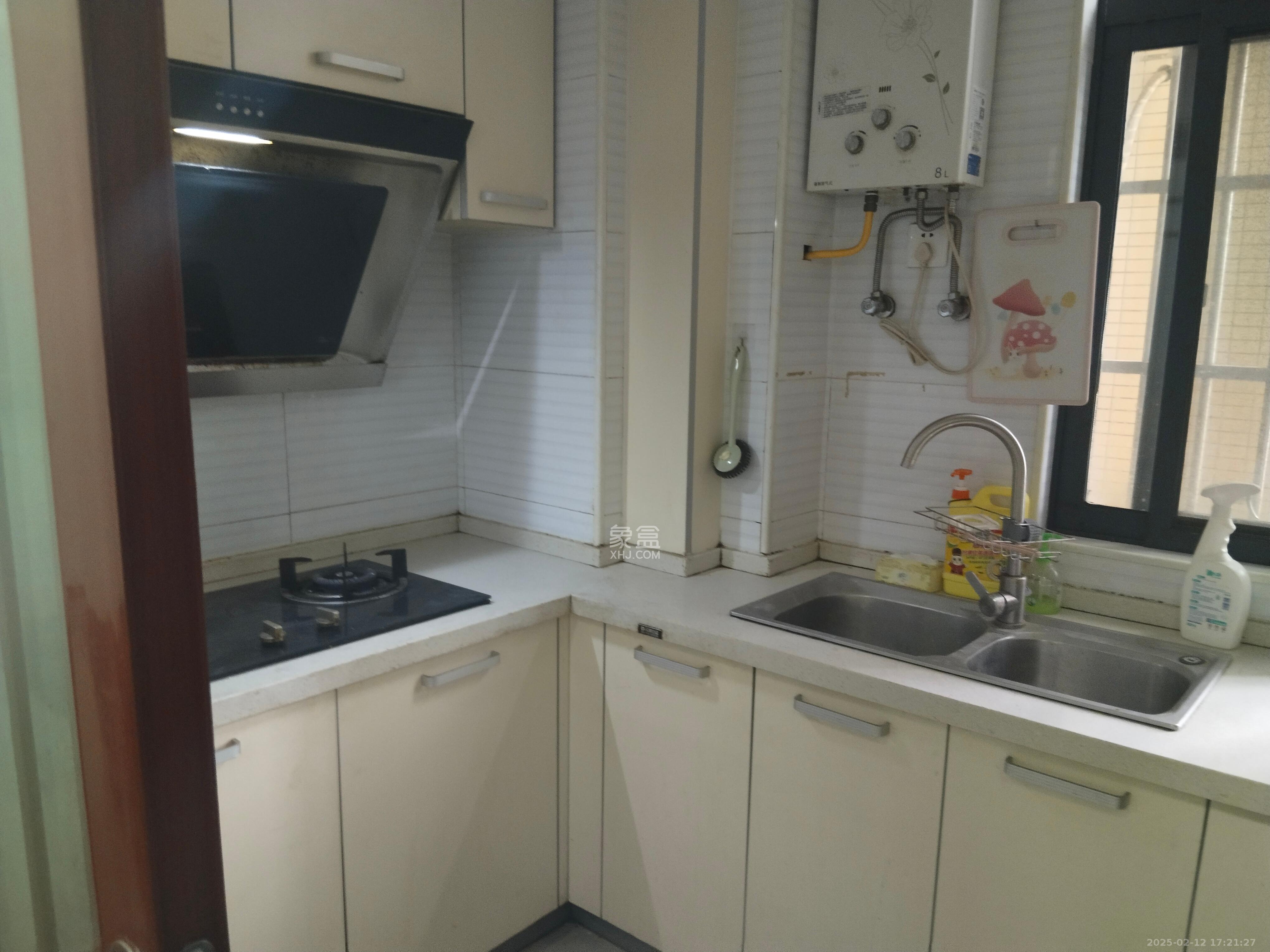 景塘家园  3室1厅1卫   2100.00元/月室内图