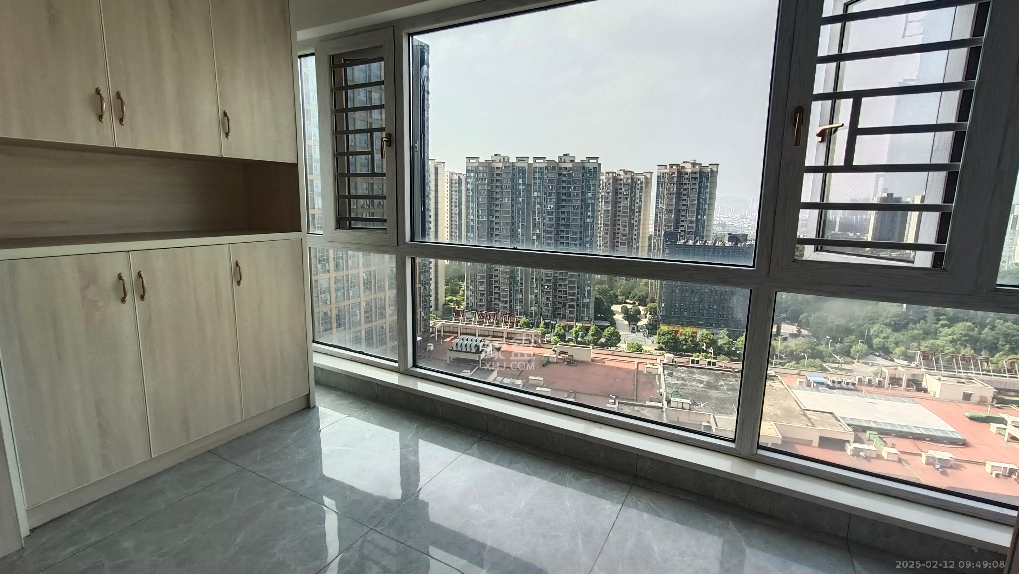 奥克斯缔壹城 3室2厅1卫 2400.0元/月 奥克斯缔壹城 3室2厅1卫 2400.0元/月室内图