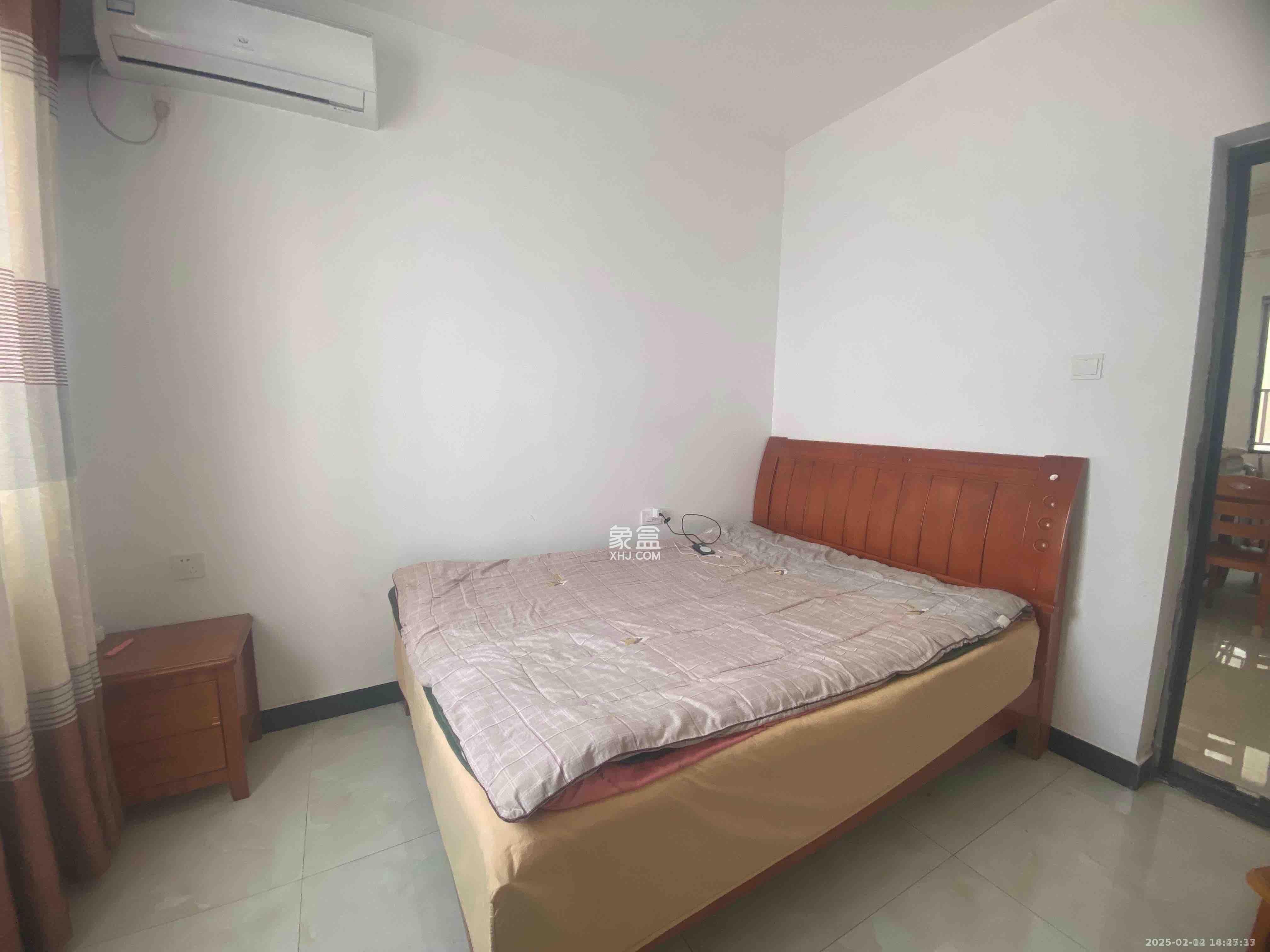 华润置地广场一期 3室1厅1卫 2150.0元/月 华润置地广场一期 3室1厅1卫 2150.0元/月室内图