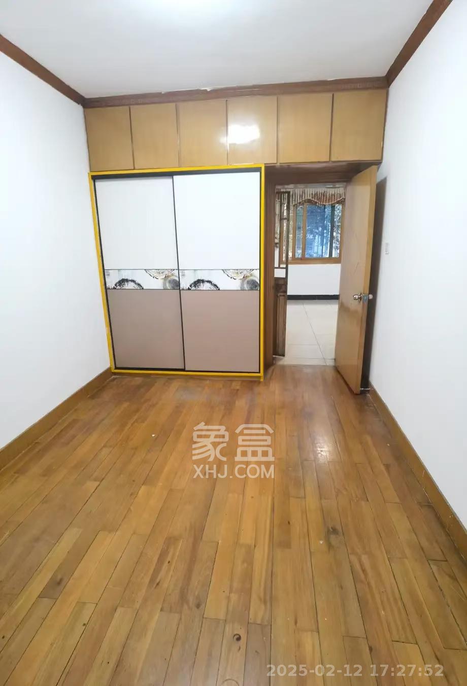 南园小区 3室2厅1卫 1100.0元/月 南园小区 3室2厅1卫 1100.0元/月室内图