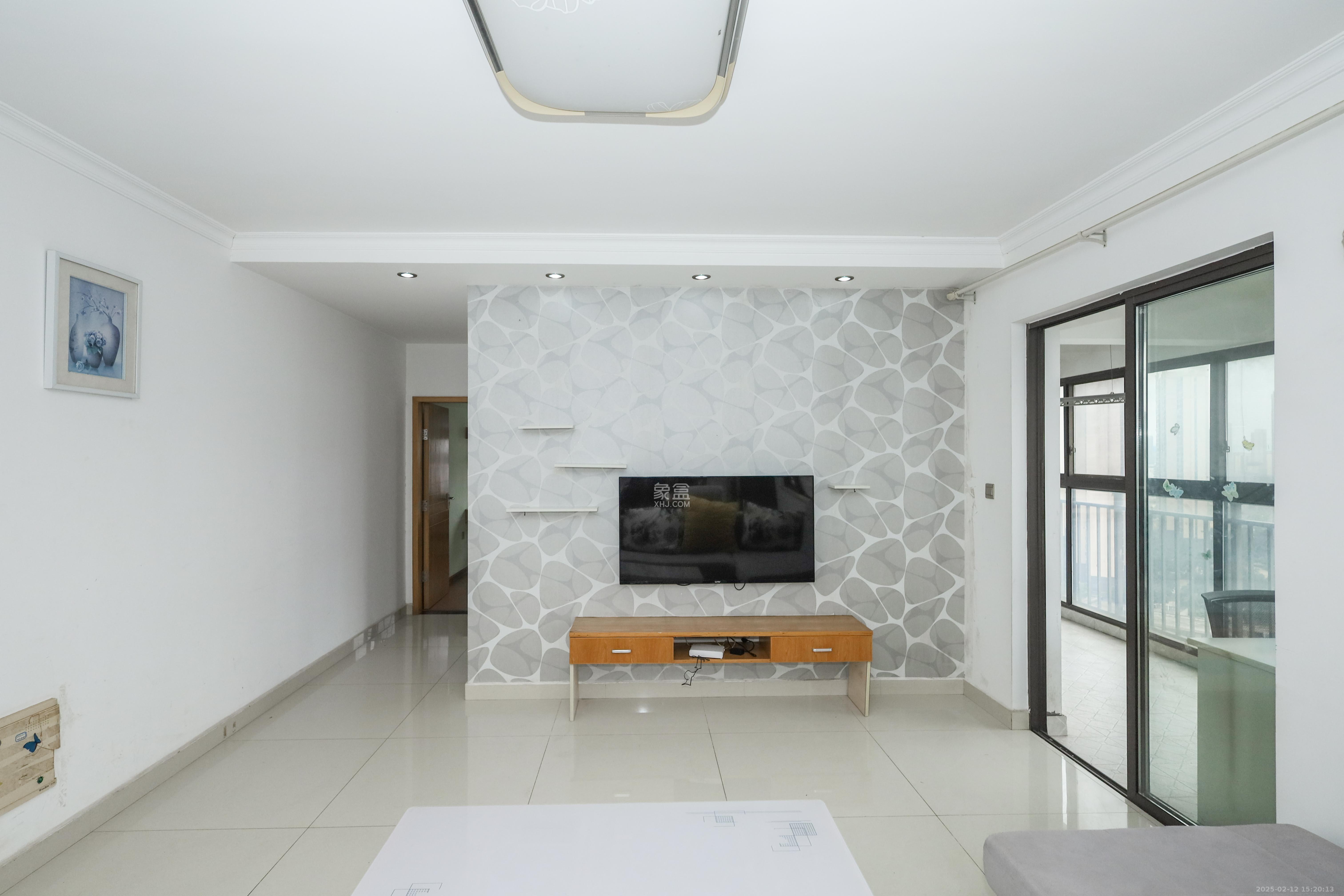 旭辉御府 3室2厅1卫 2500.0元/月 旭辉御府 3室2厅1卫 2500.0元/月室内图