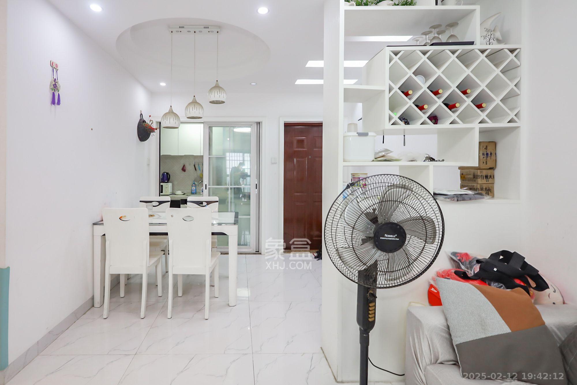 坪山家园  3室2厅2卫    1000.0元/月 坪山家园  3室2厅2卫    1000.0元/月室内图