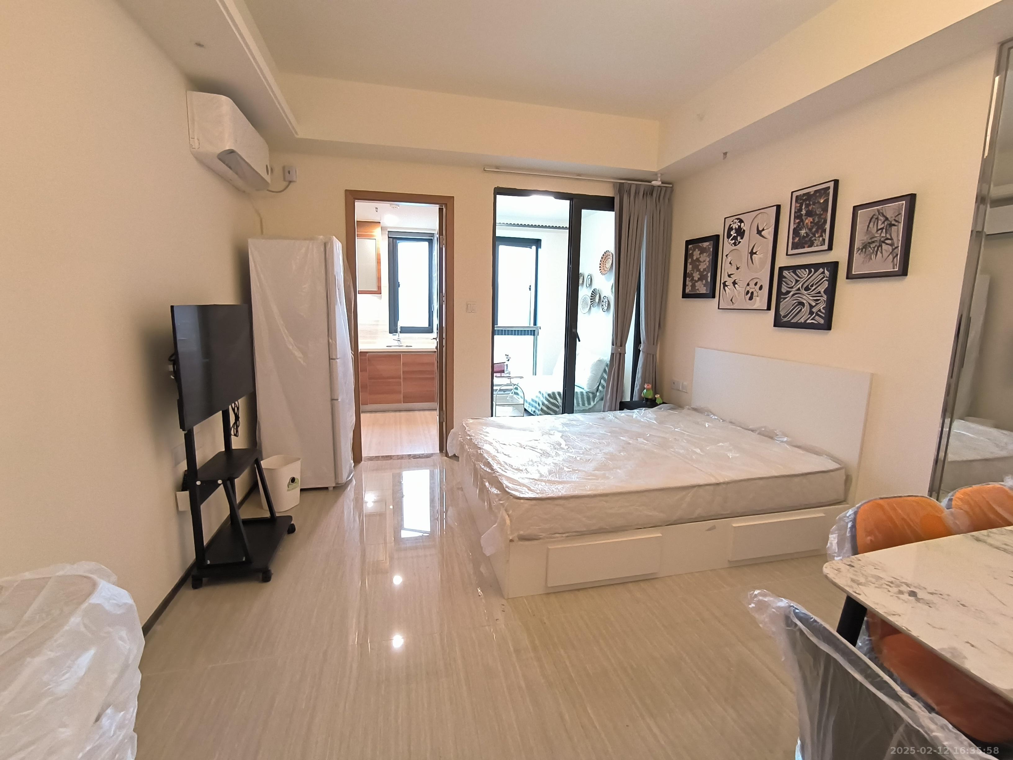 恒大华府 1室1厅1卫 1500.0元/月 恒大华府 1室1厅1卫 1500.0元/月室内图