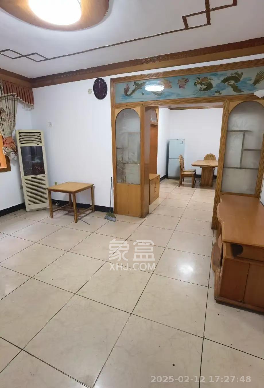 南园小区 3室2厅1卫 1100.0元/月 南园小区 3室2厅1卫 1100.0元/月室内图