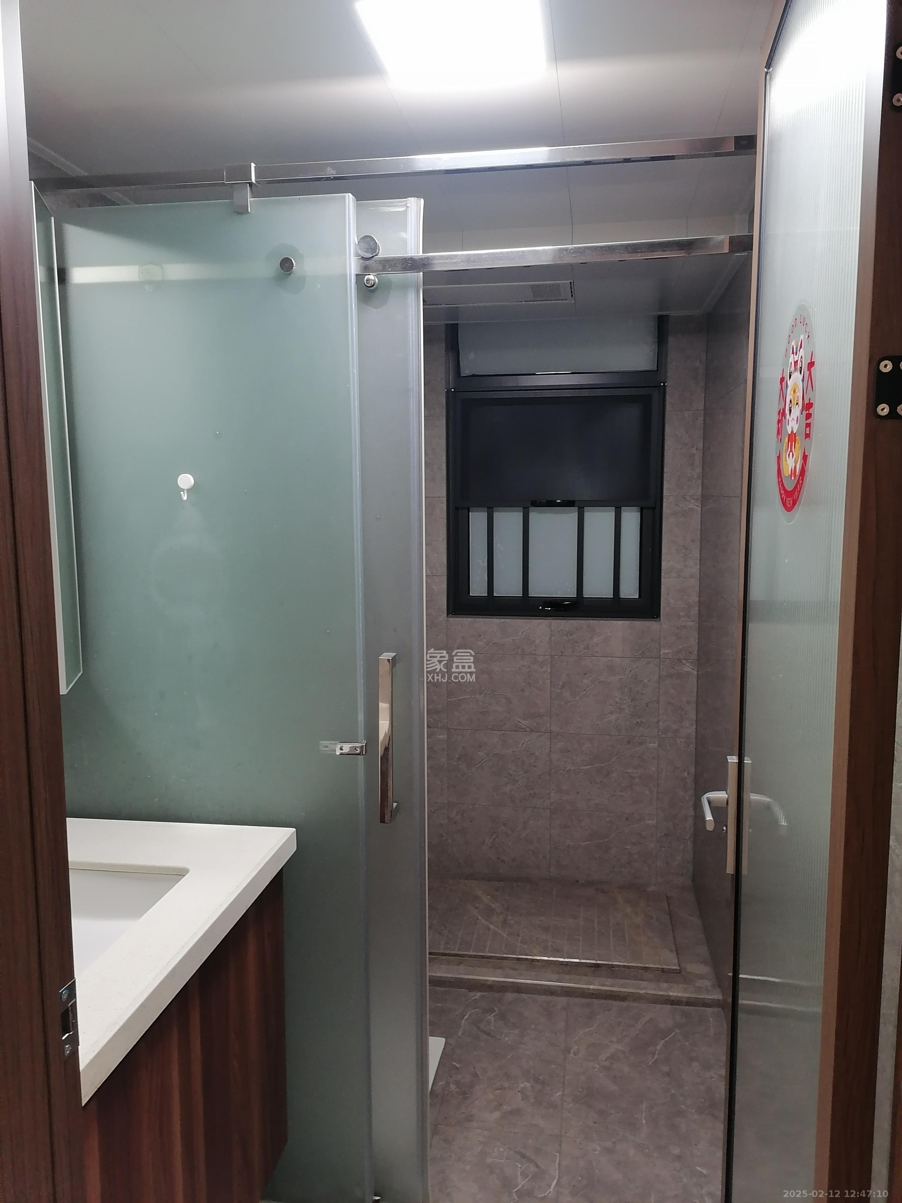 长沙万境潇湘  3室2厅2卫   3500.00元/月室内图