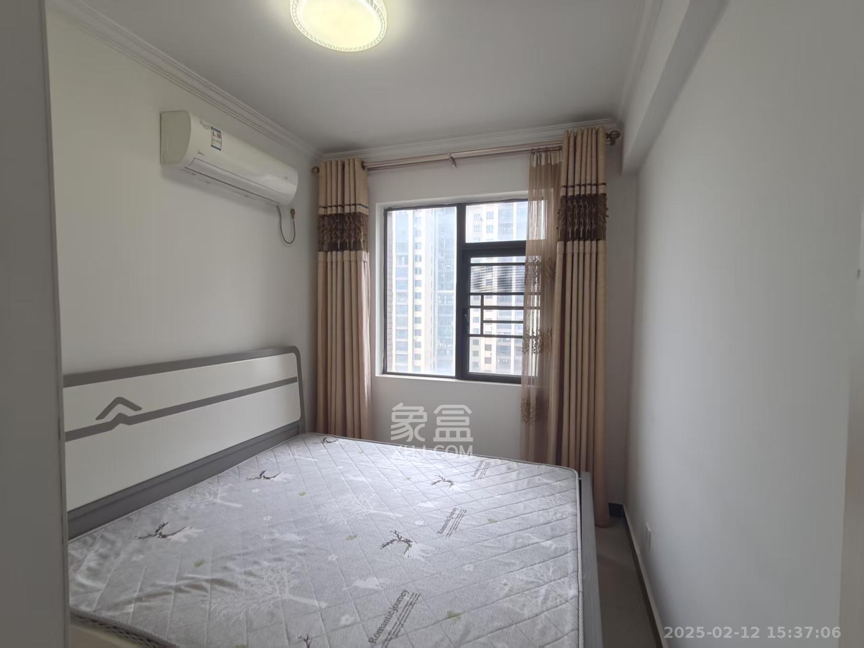 乾源国际 3室2厅1卫 2000.0元/月 乾源国际 3室2厅1卫 2000.0元/月室内图