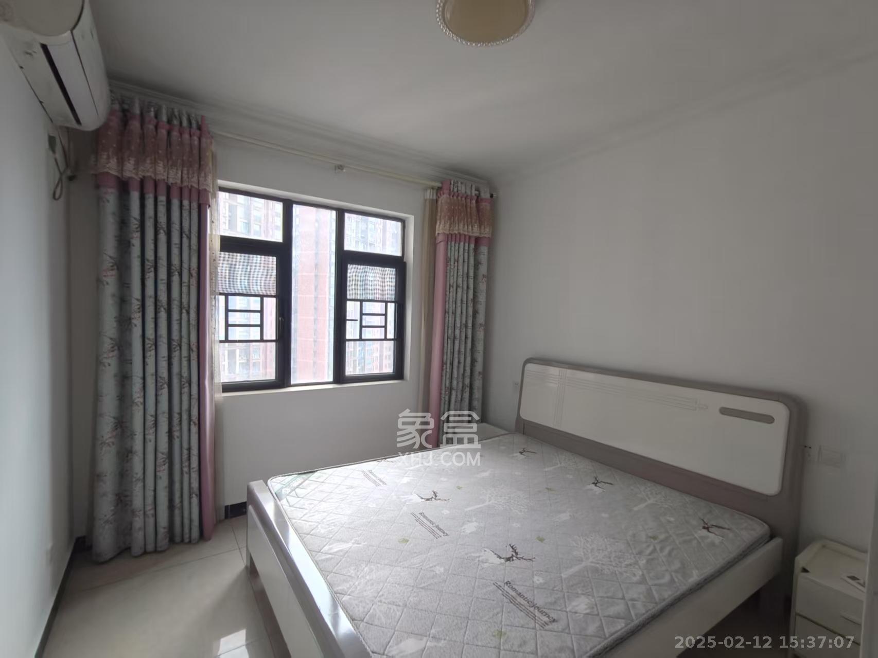 乾源国际 3室2厅1卫 2000.0元/月 乾源国际 3室2厅1卫 2000.0元/月室内图