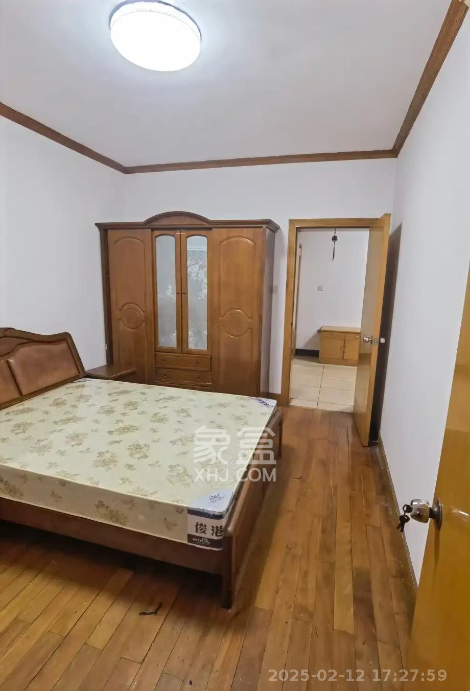 南园小区 3室2厅1卫 1100.0元/月 南园小区 3室2厅1卫 1100.0元/月室内图