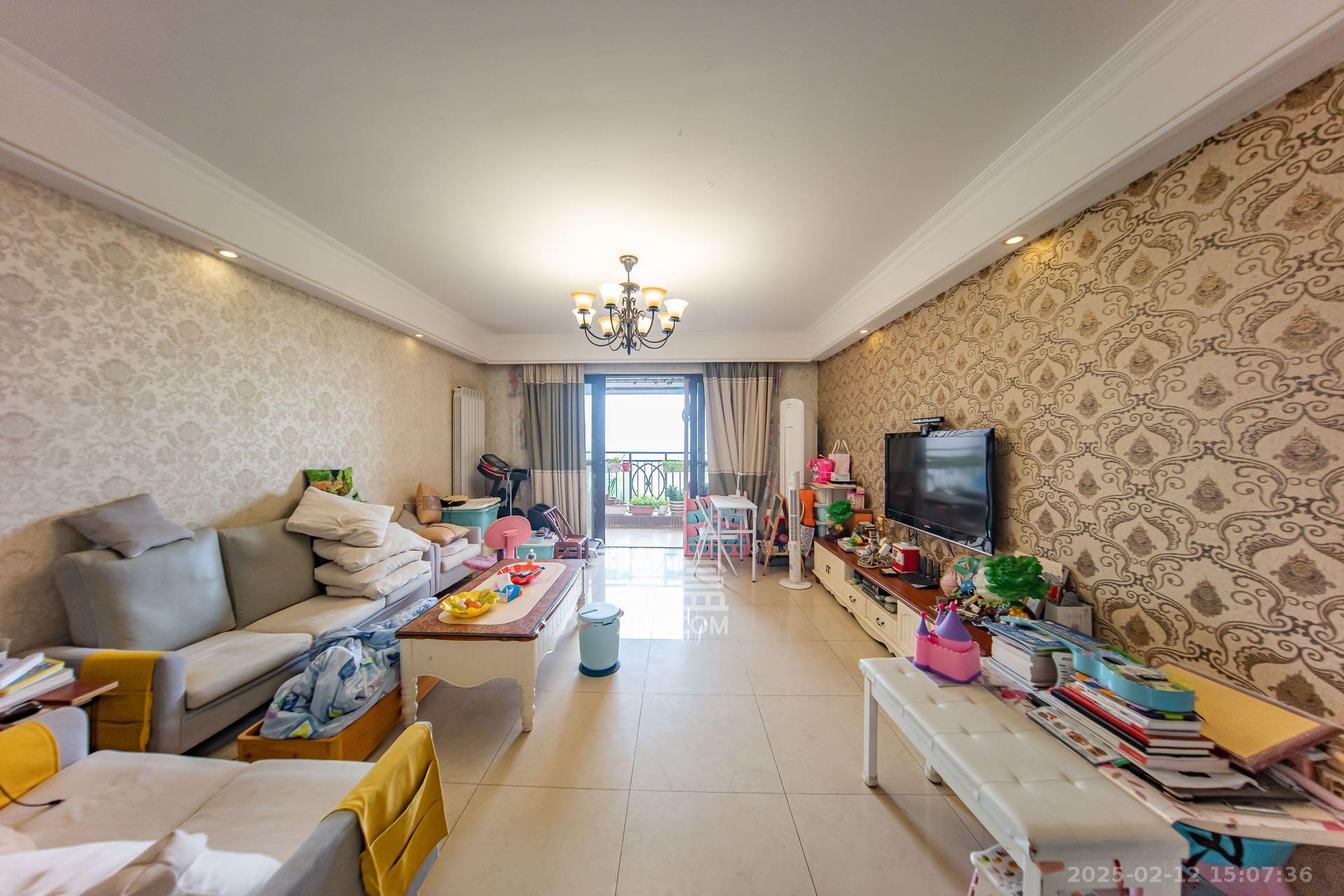 中海国际一期  4室2厅2卫    3000.0元/月 中海国际一期  4室2厅2卫    3000.0元/月室内图