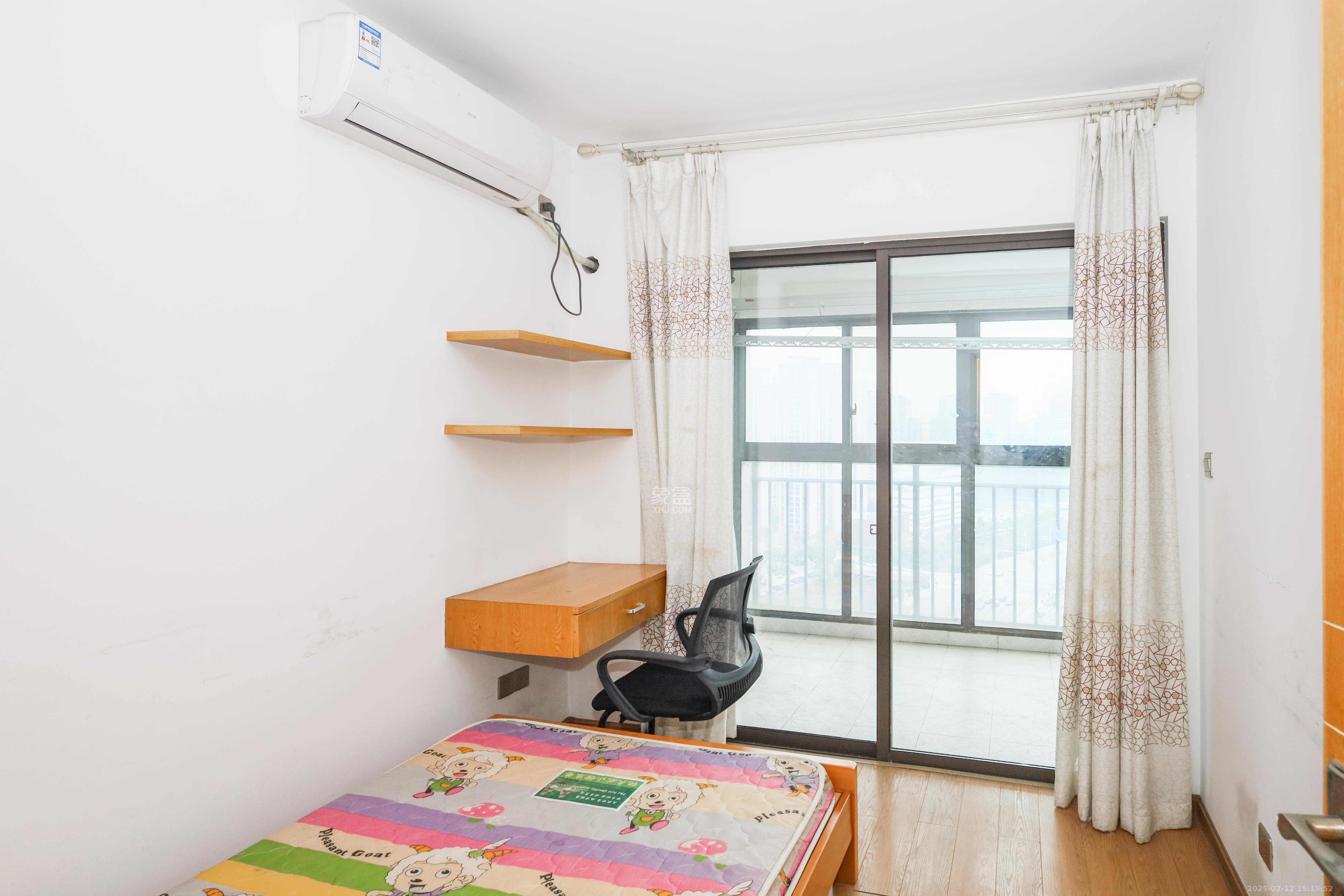 旭辉御府 3室2厅1卫 2500.0元/月 旭辉御府 3室2厅1卫 2500.0元/月室内图