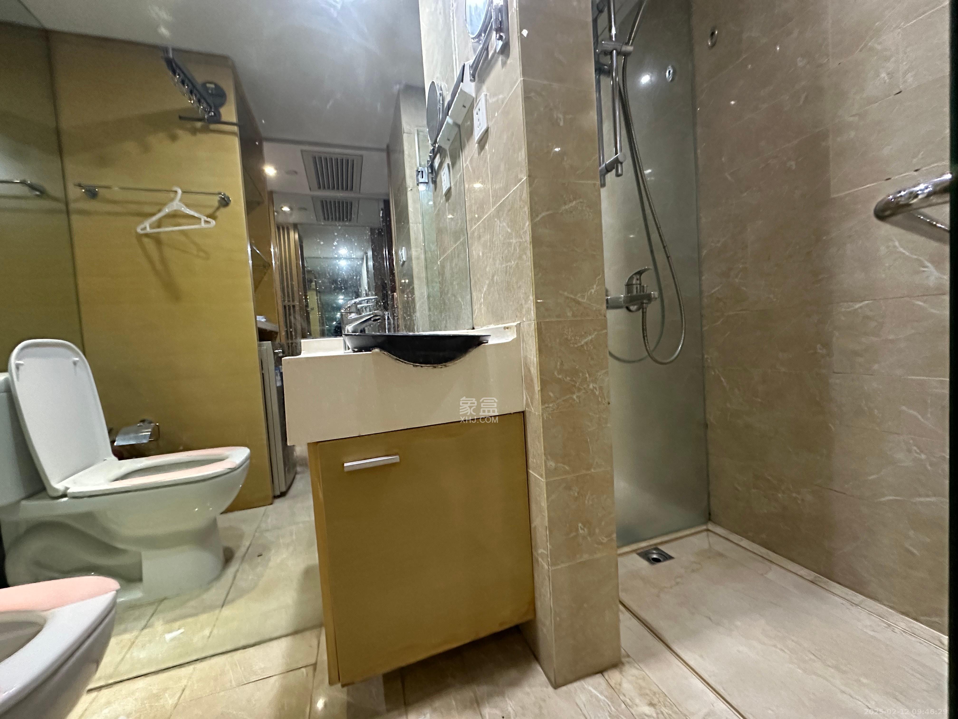 泊富公寓（泊富国际广场）  1室0厅1卫    1800.0元/月室内图